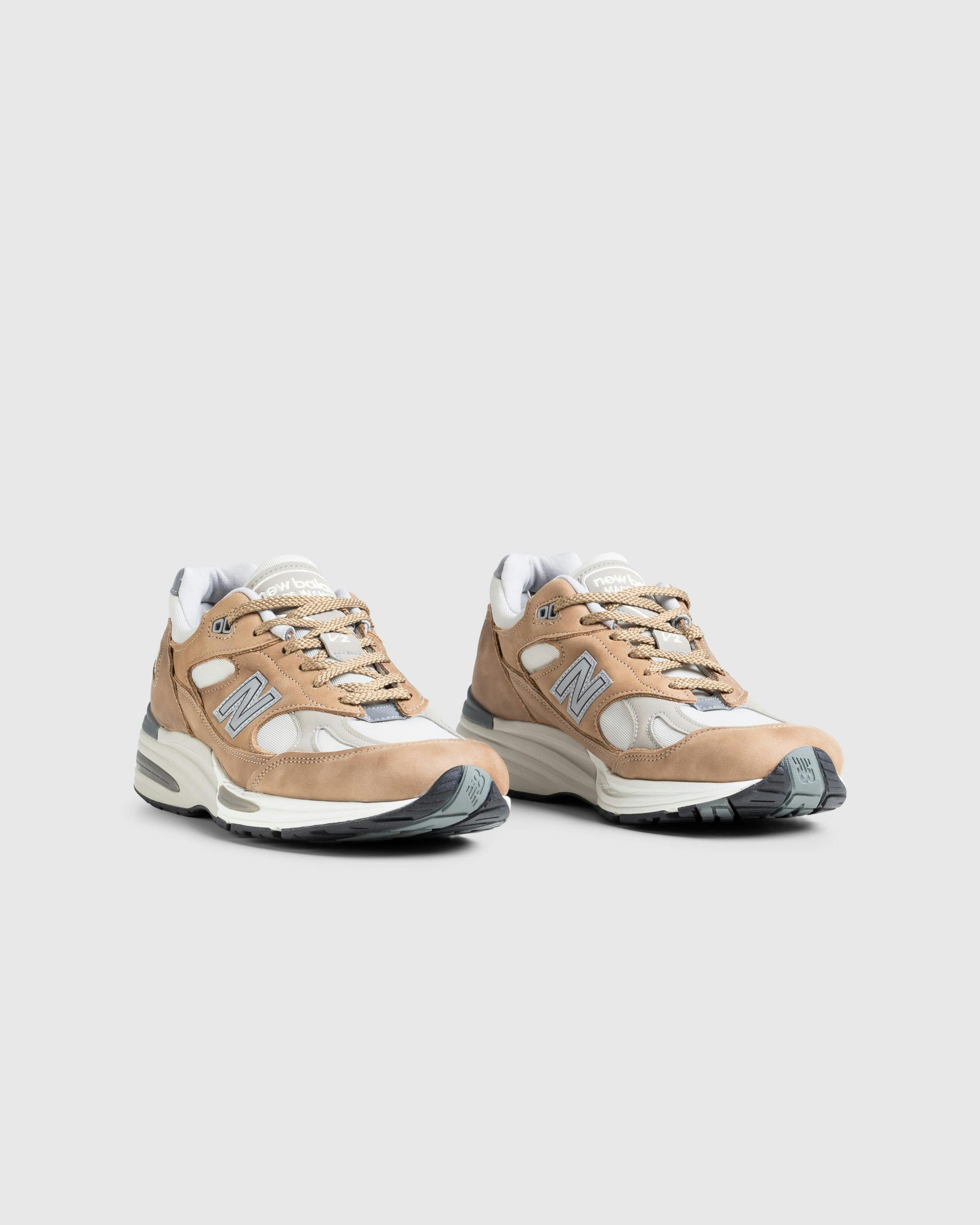 New Balance - U991TB2 COCO MOCCA - Footwear - Brown - Image 3