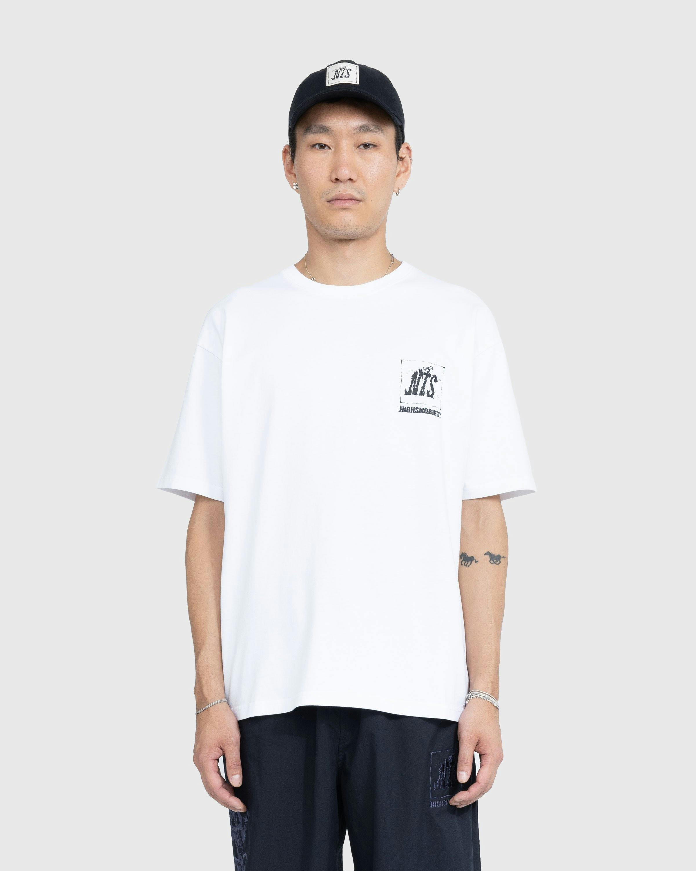 NTS x Highsnobiety - Apple T-Shirt White - Clothing - White - Image 3