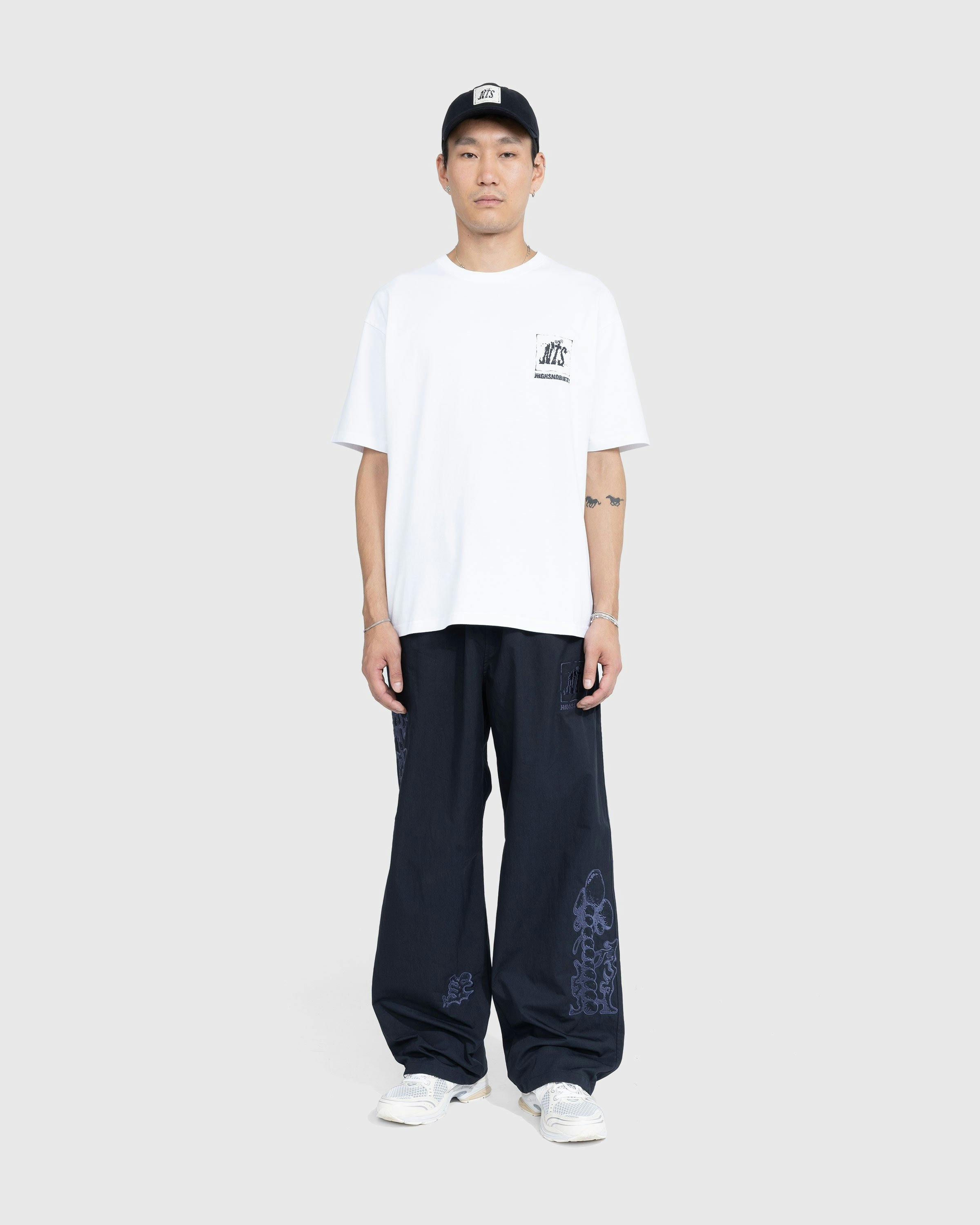 NTS x Highsnobiety - Apple T-Shirt White - Clothing - White - Image 5