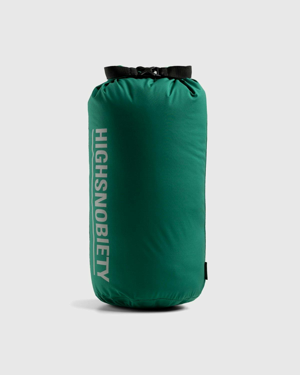 Jack Wolfskin x Highsnobiety - HS Sports Roll Sack Pine Tree - Lifestyle - Green - Image 1