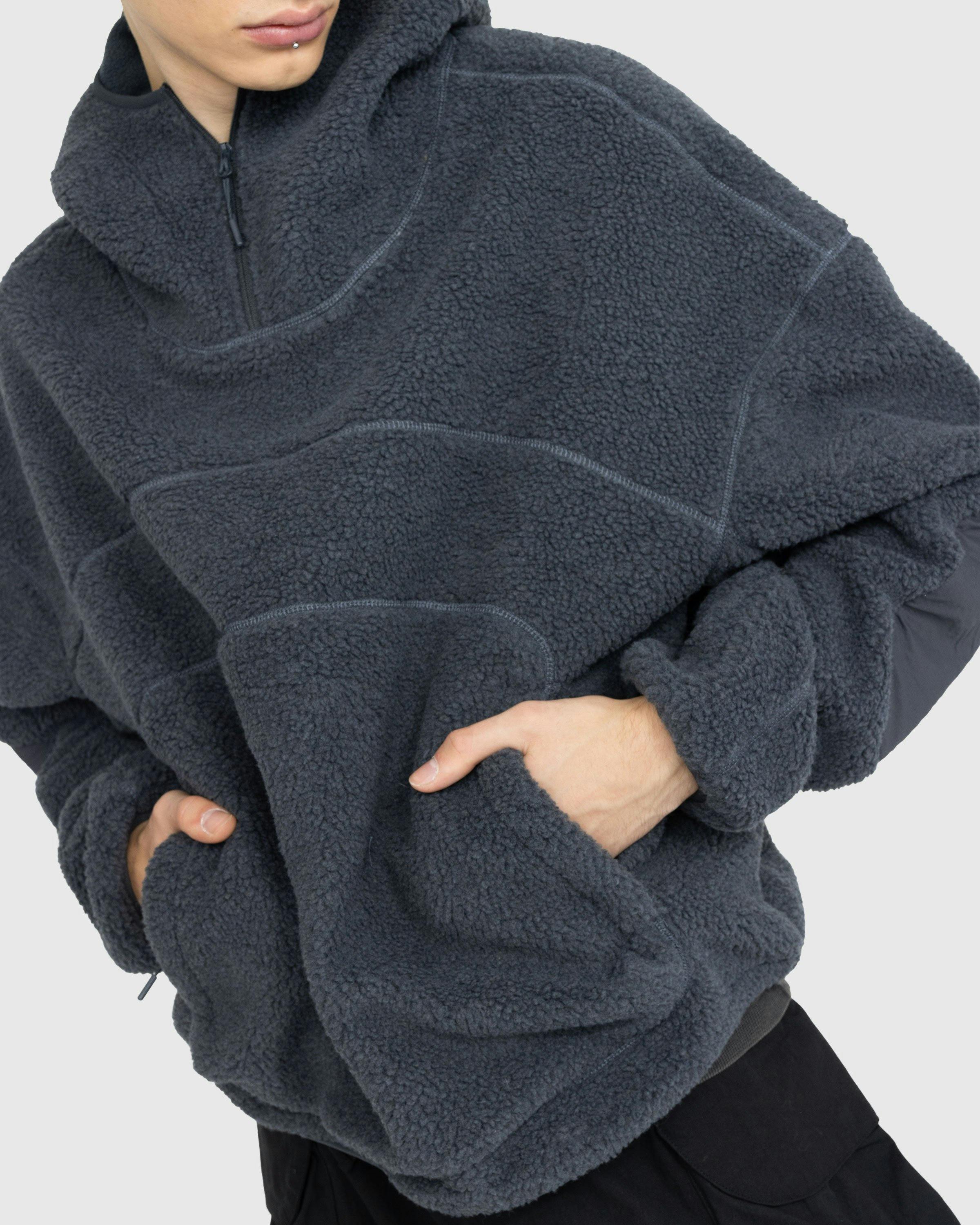 Entire Studios - Fluffy Fleece V2 Charcoal - Clothing - Blue - Image 4