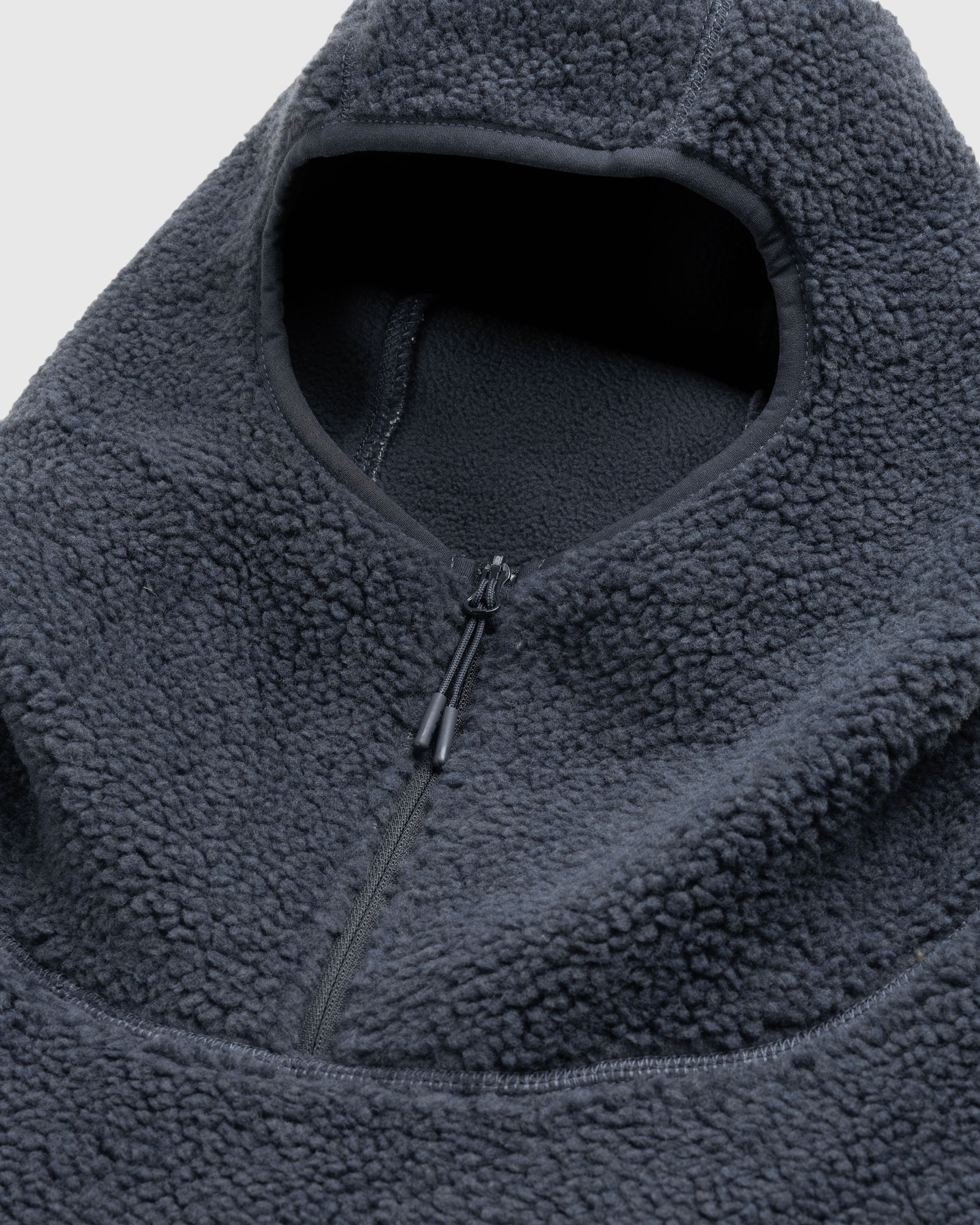 Entire Studios - Fluffy Fleece V2 Charcoal - Clothing - Blue - Image 5