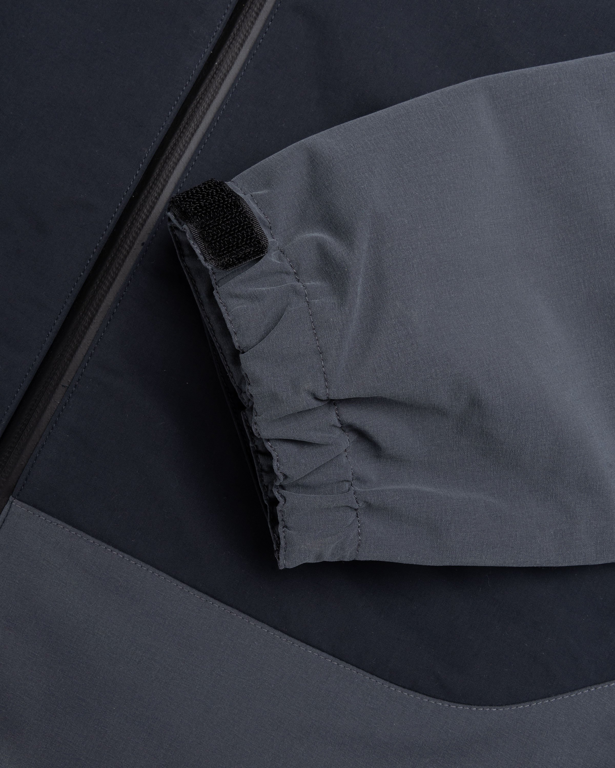 Highsnobiety HS05 - 3-Layer Taped Nylon Jacket Black - Clothing - Black - Image 7