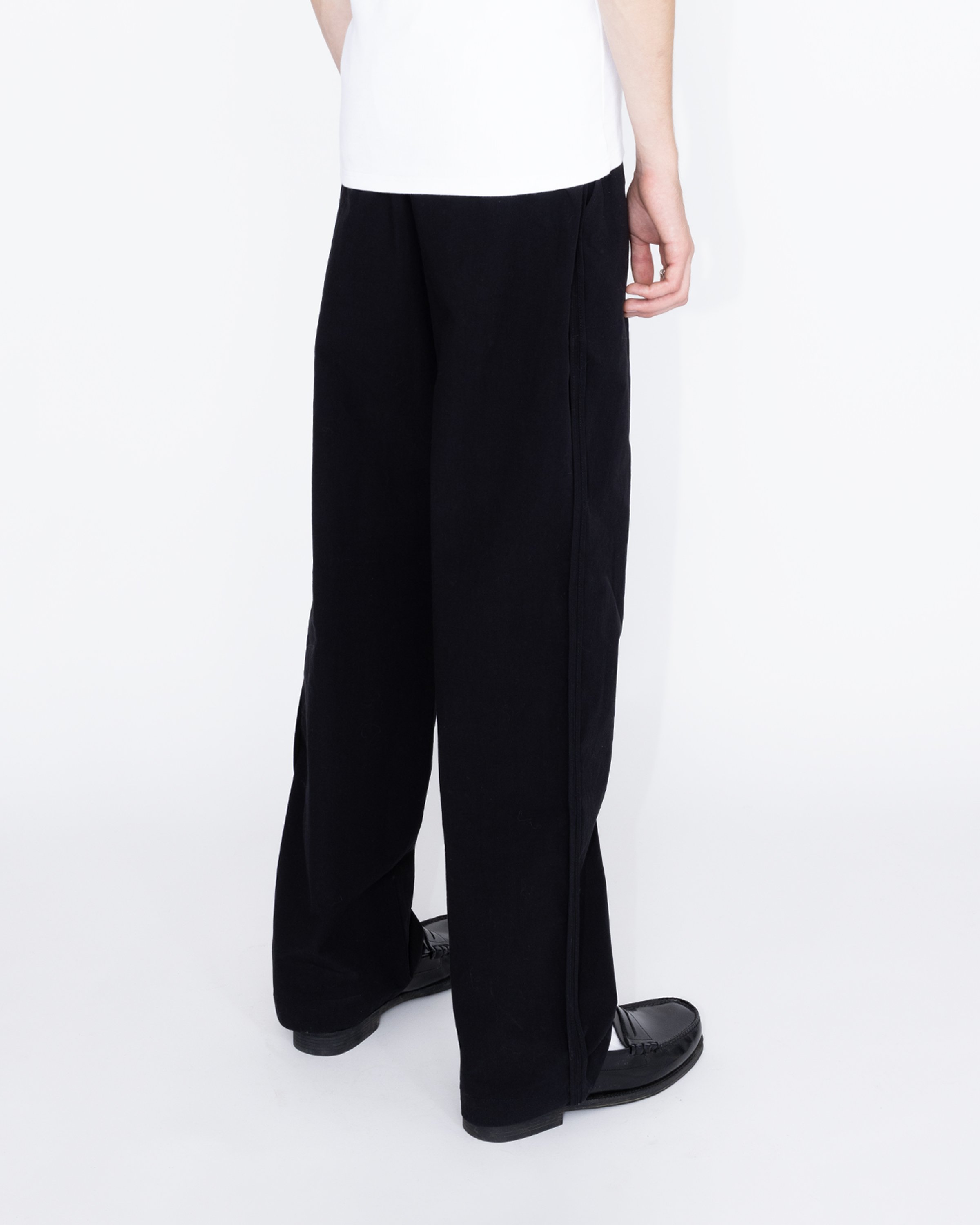 Highsnobiety HS05 - Reverse Piping Elastic Trouser Black - Clothing - Black - Image 4