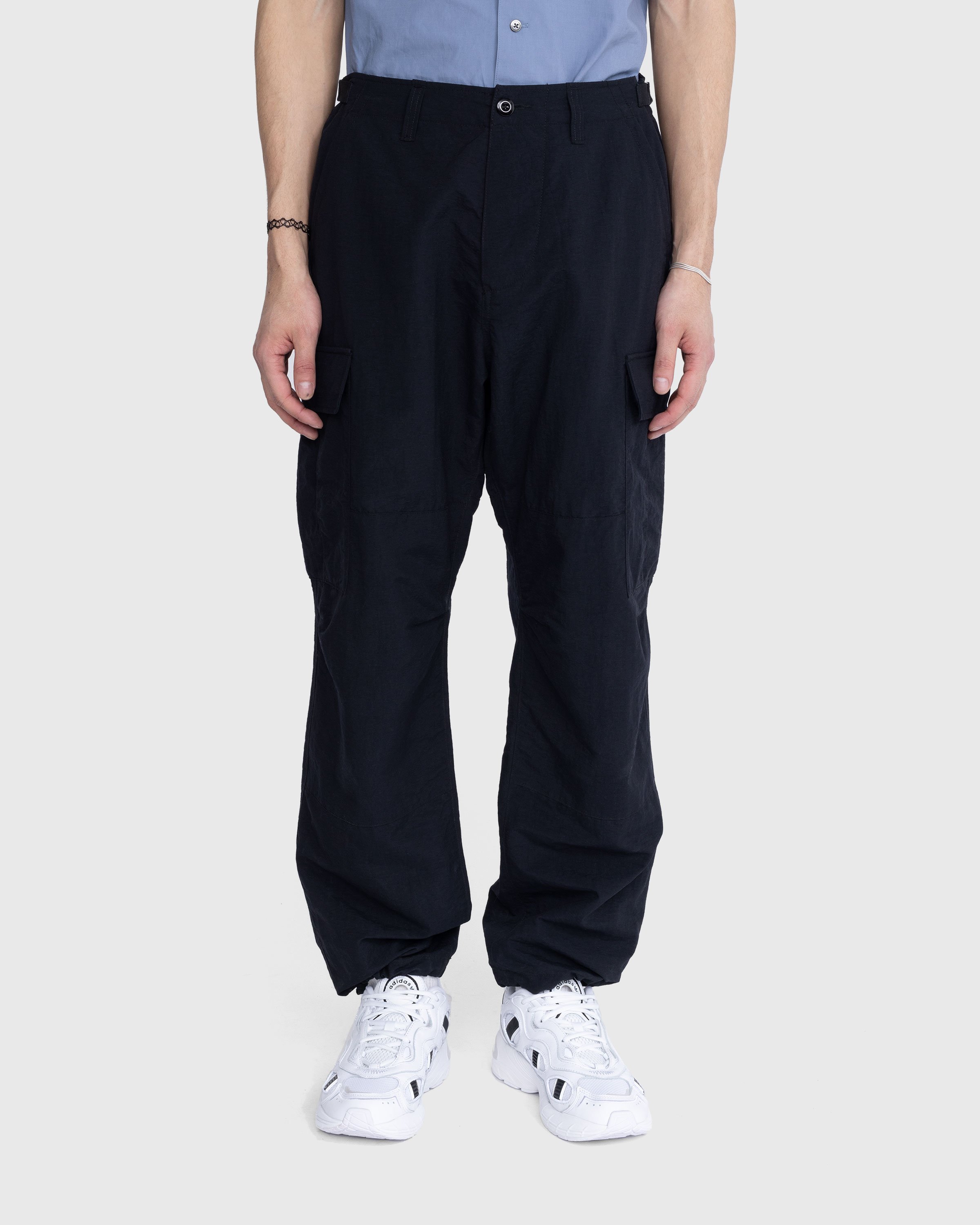 Highsnobiety - Nylon Cargo Pants Black - Clothing - Black - Image 2
