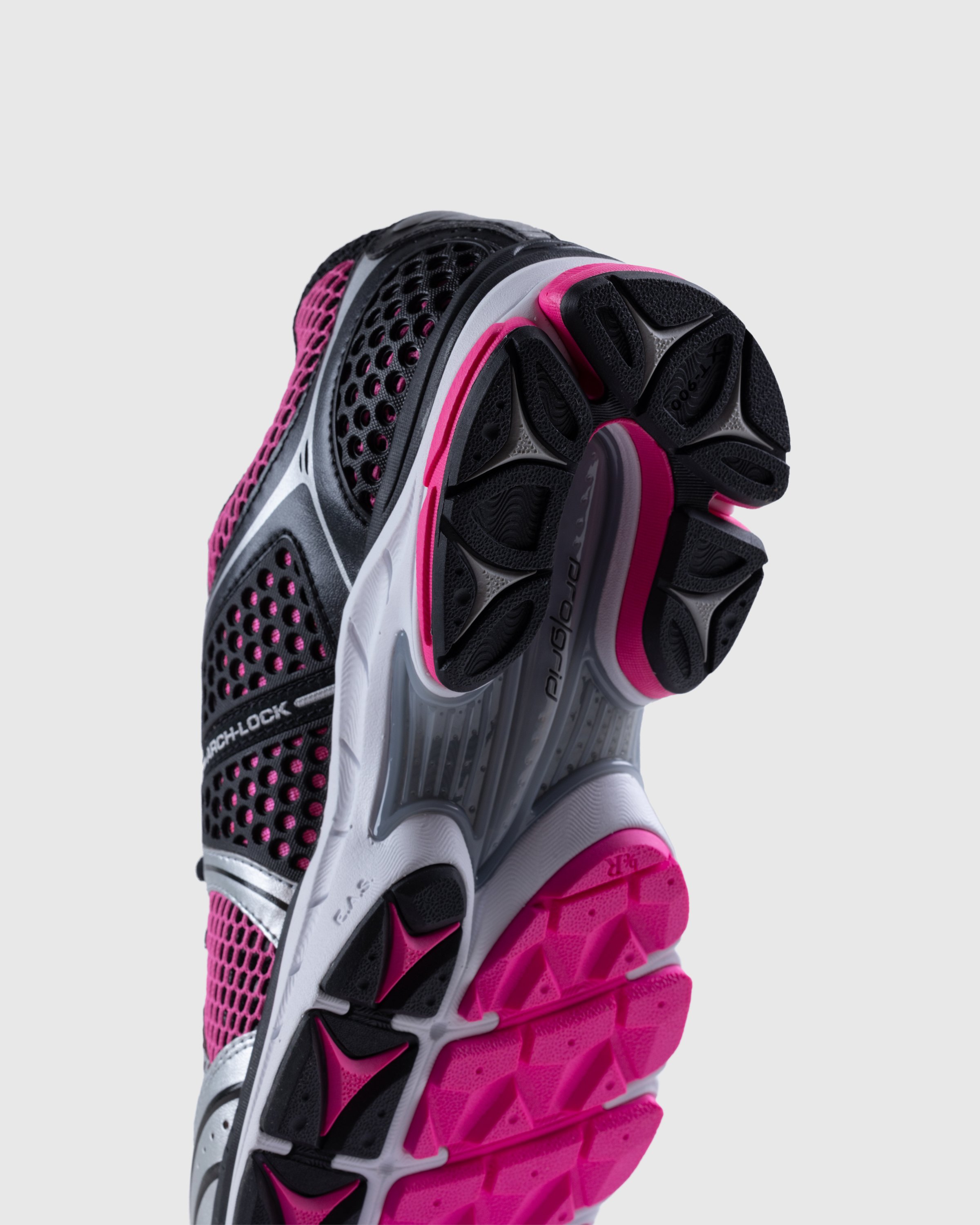 Saucony - ProGrid Triumph 4 Pink/Silver - Footwear - Multi - Image 6