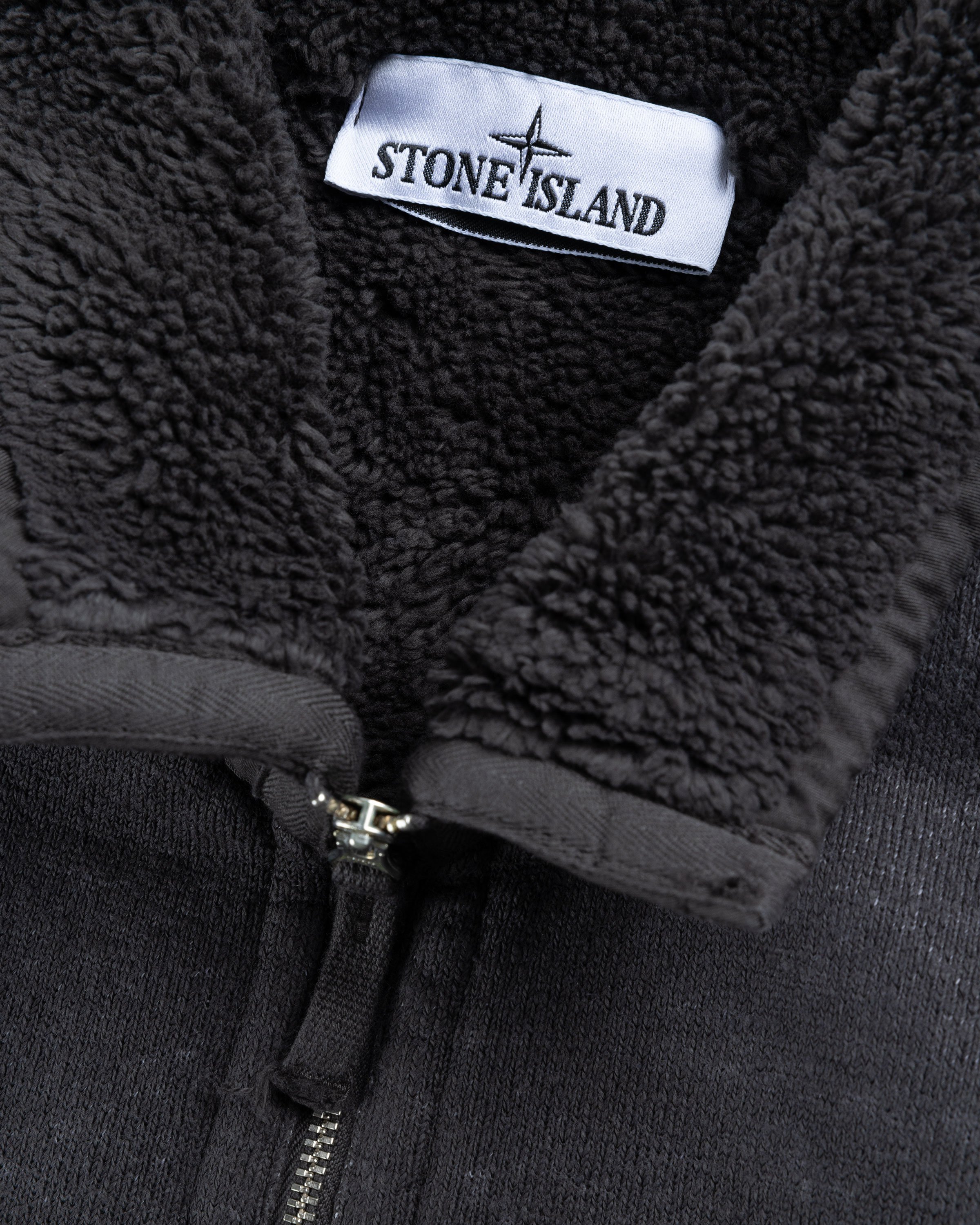 Stone Island - SWEAT-SHIRT Grey 791567256 - Clothing - Grey - Image 6