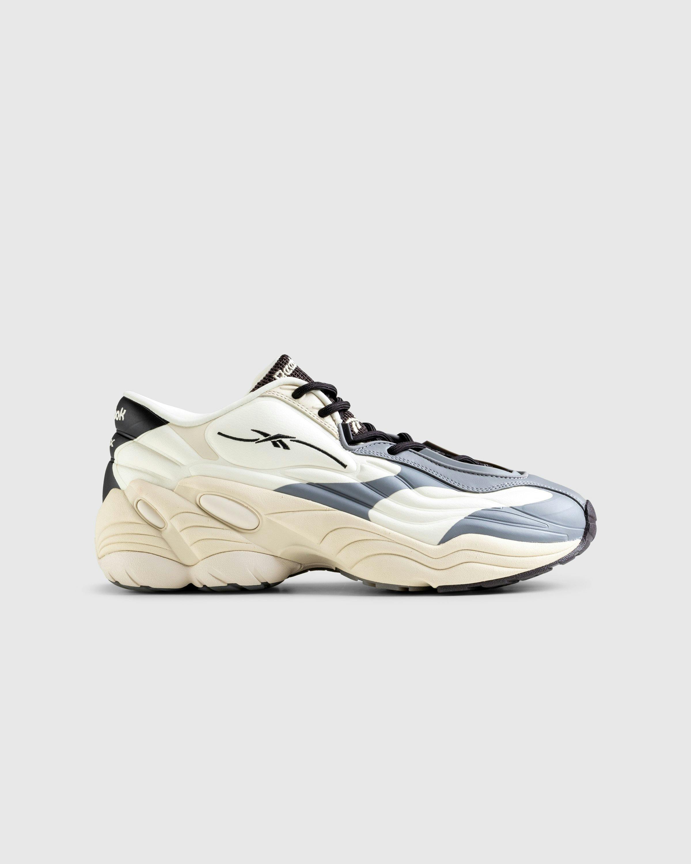 Reebok - Dmx Run 6 Modern Coffee Cream Cream Grey - Footwear - Grey - Image 1