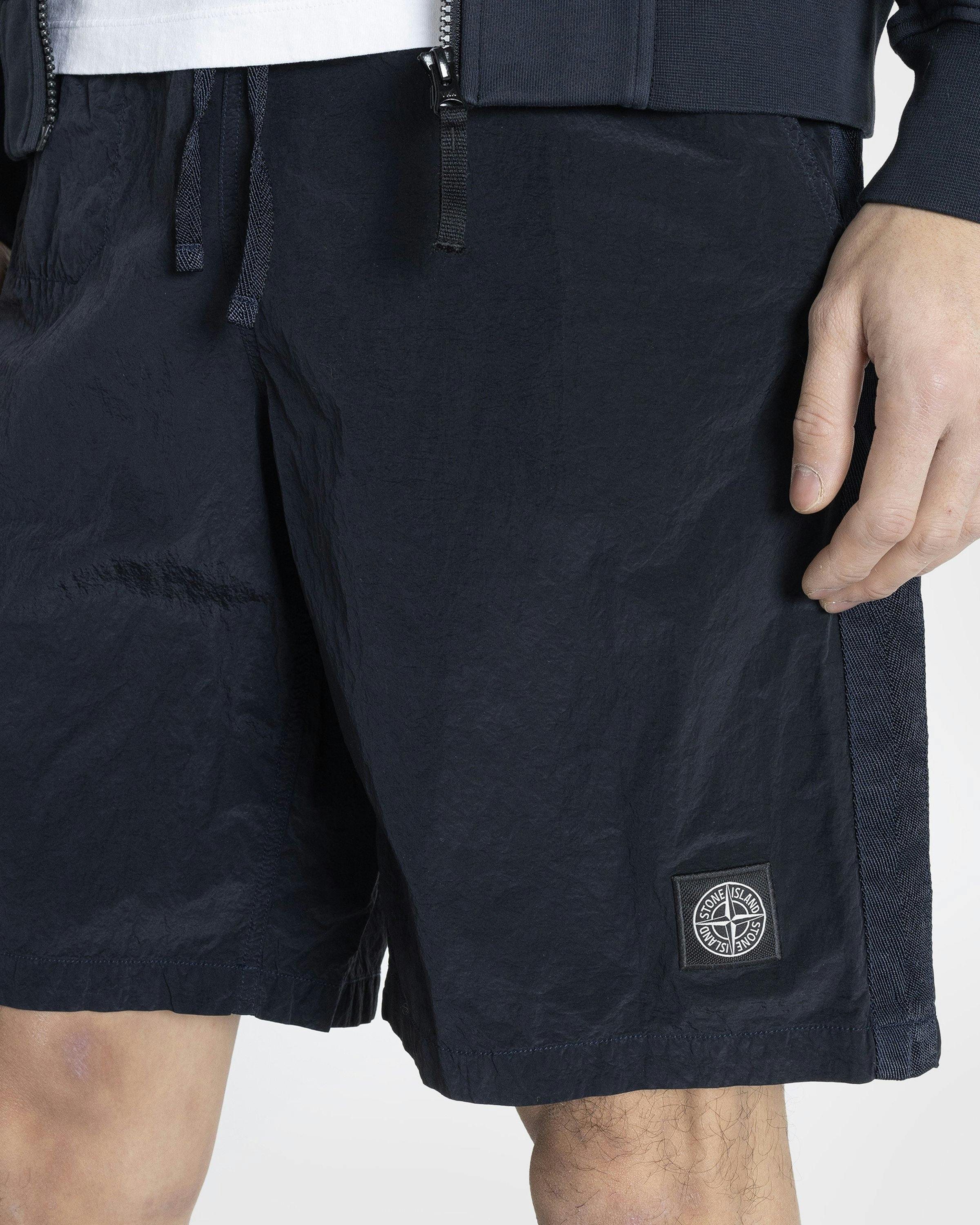 Stone Island - SHORTS NAVY BLUE - Clothing - Blue - Image 5