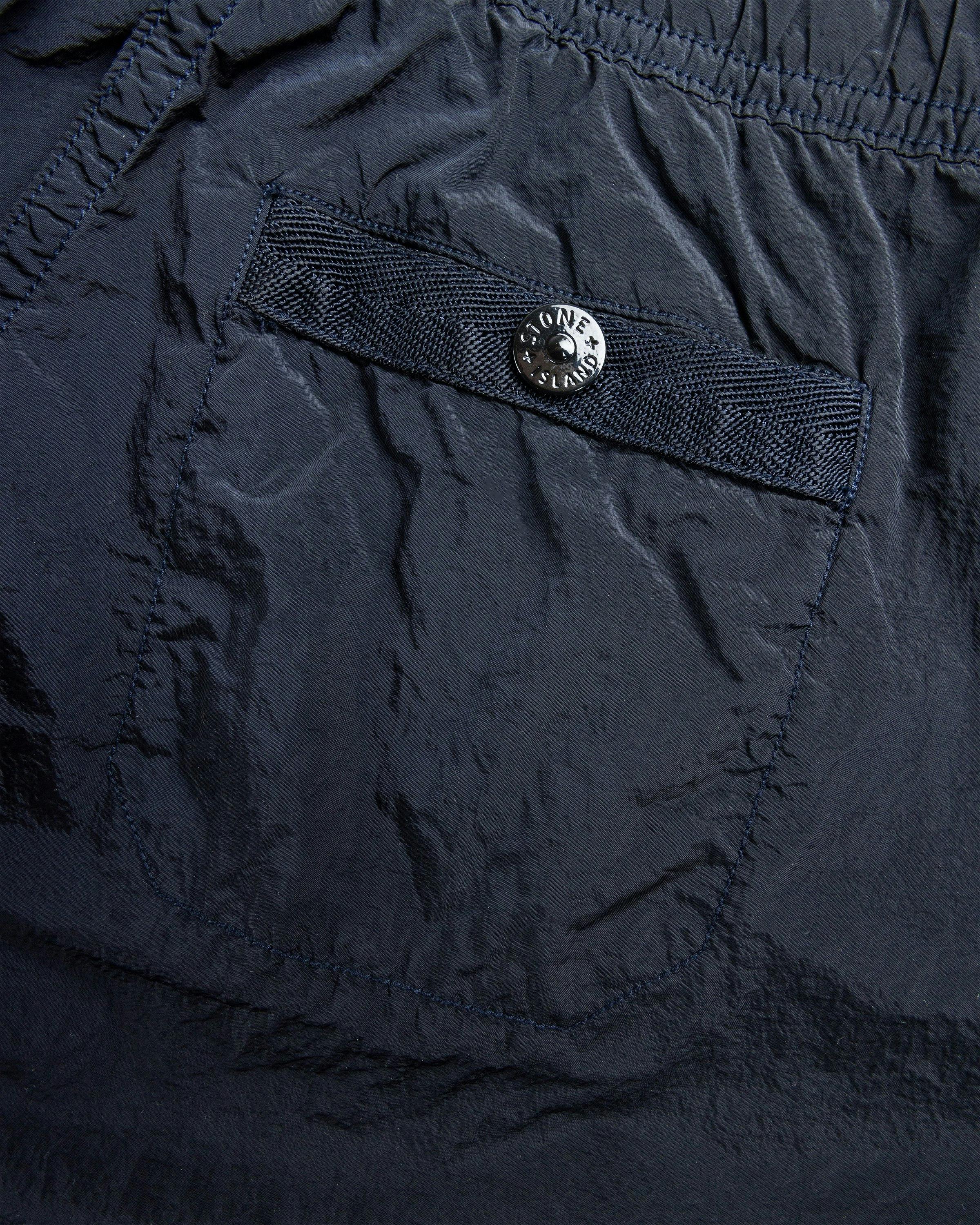 Stone Island - SHORTS NAVY BLUE - Clothing - Blue - Image 7