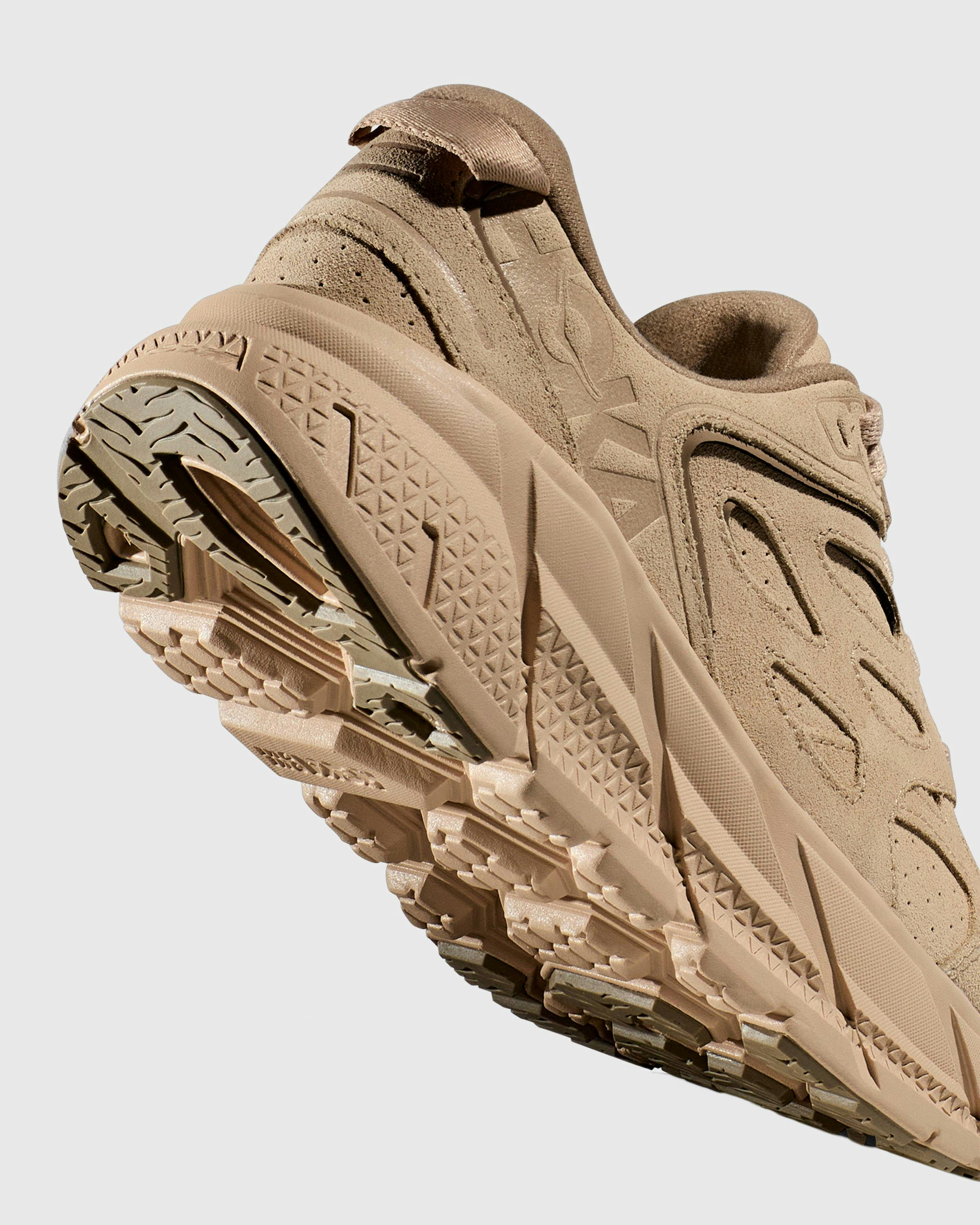 HOKA - CLIFTON L SUEDE - Footwear - Beige - Image 5