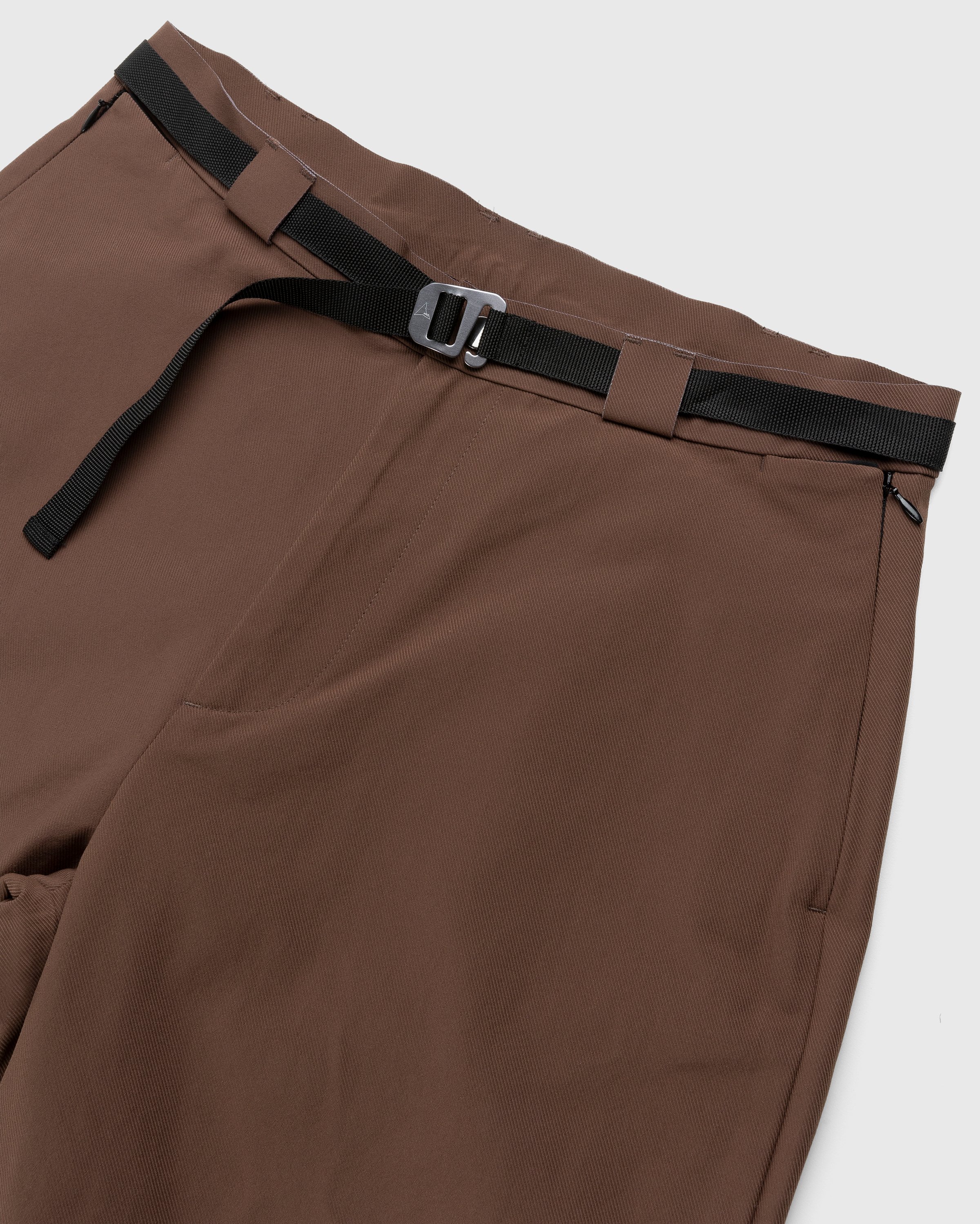 ROA - Classic Chino Brown - Clothing - Brown - Image 3