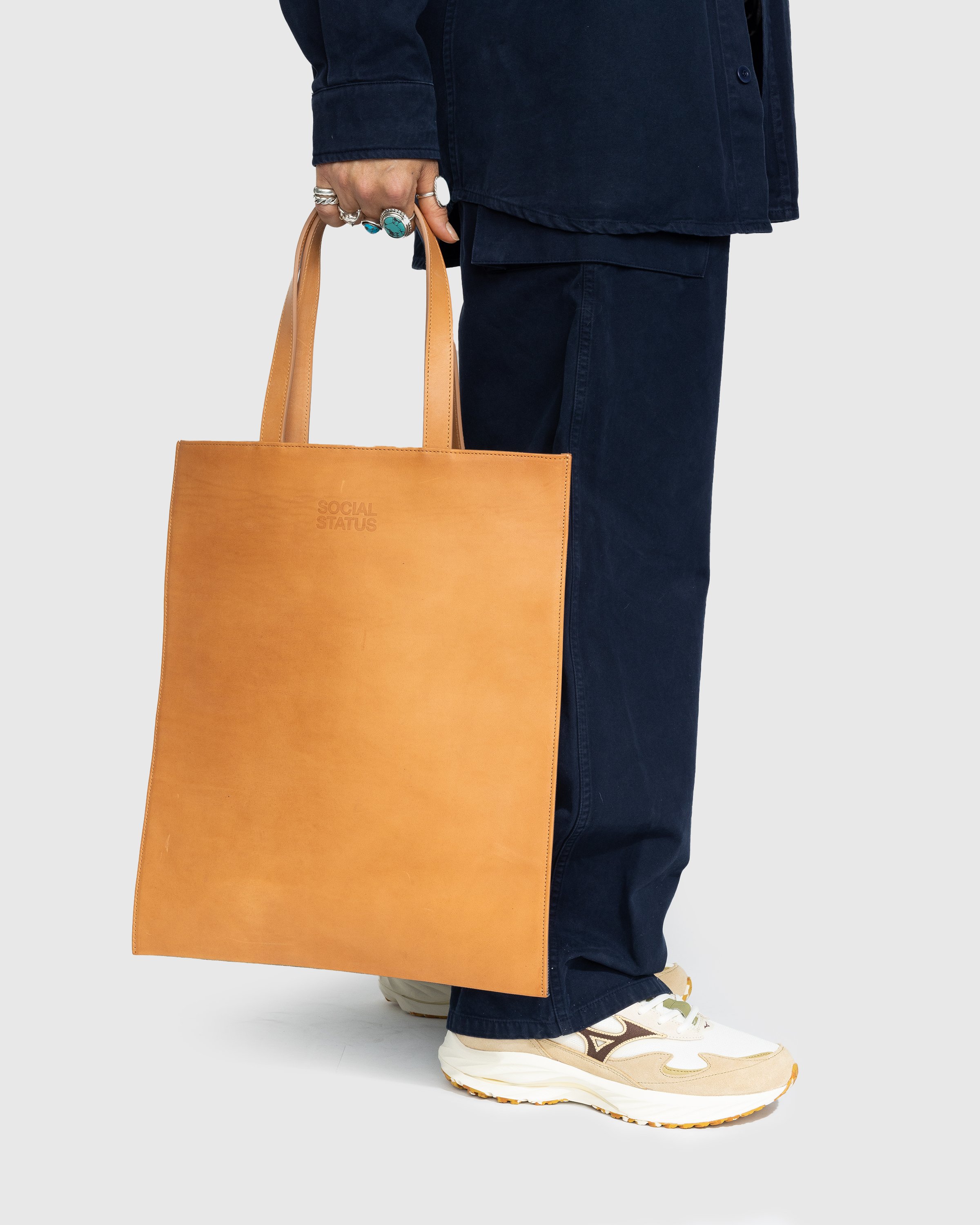 A.P.C. x Jean Touitou - Social Status Shopping Bag Orange - Accessories - Orange - Image 5