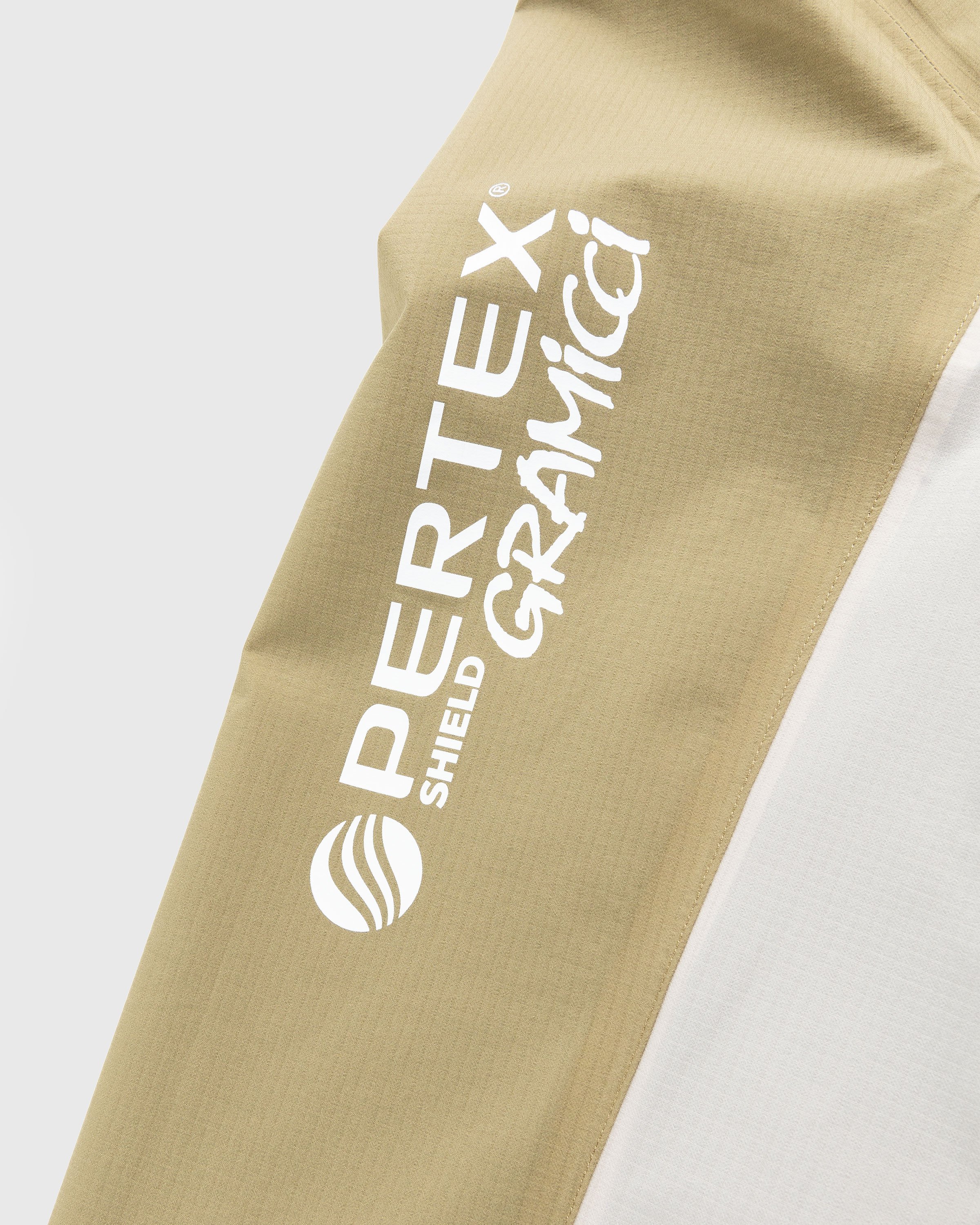 Gramicci - Pertex Trailside Wading Jacket Stone - Clothing - Beige - Image 4