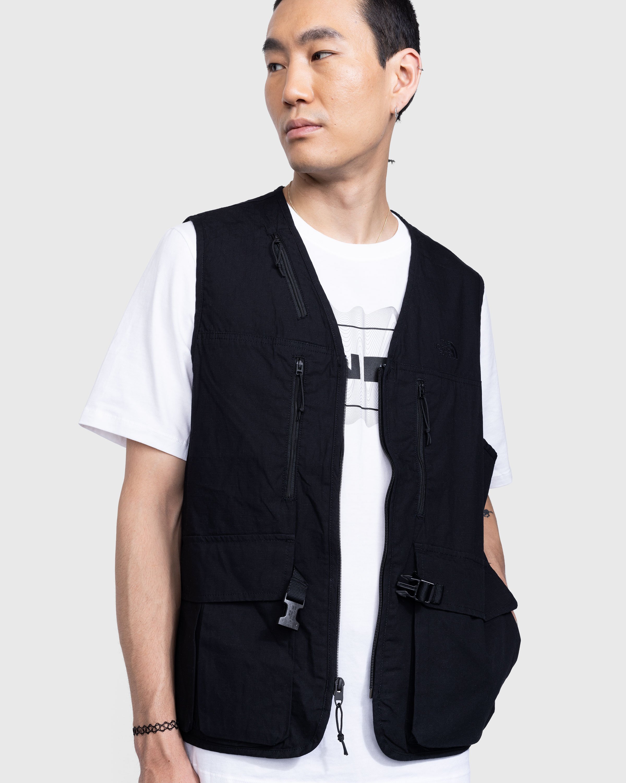 The North Face - M66 Utility Field Vest TNF Black - Clothing - Black - Image 2