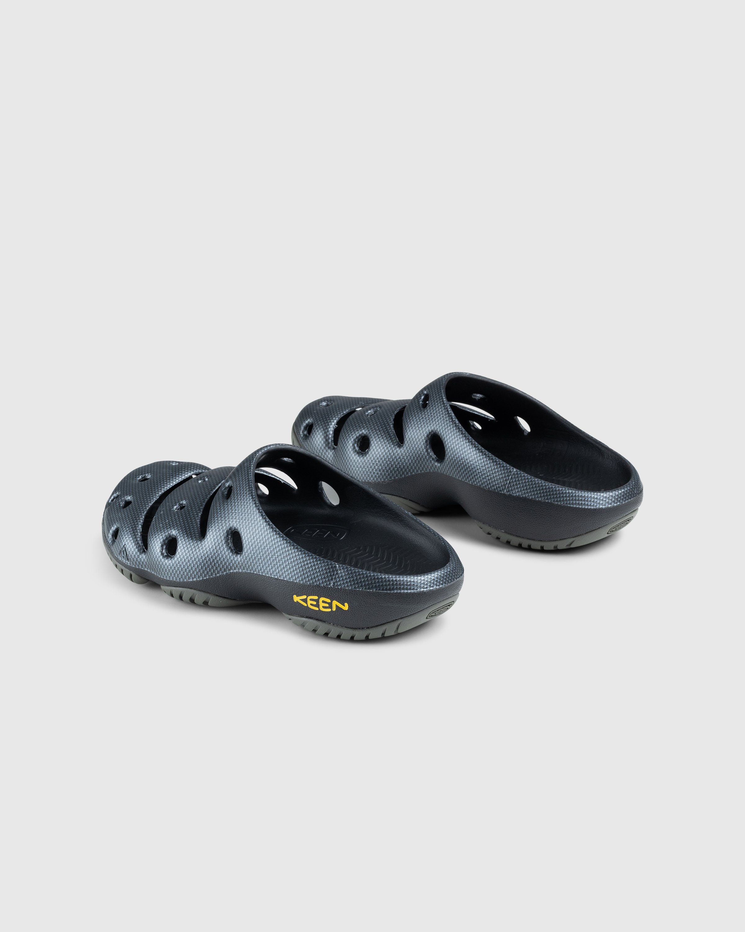 Keen - Yogui Arts Graphite - Footwear - Grey - Image 4