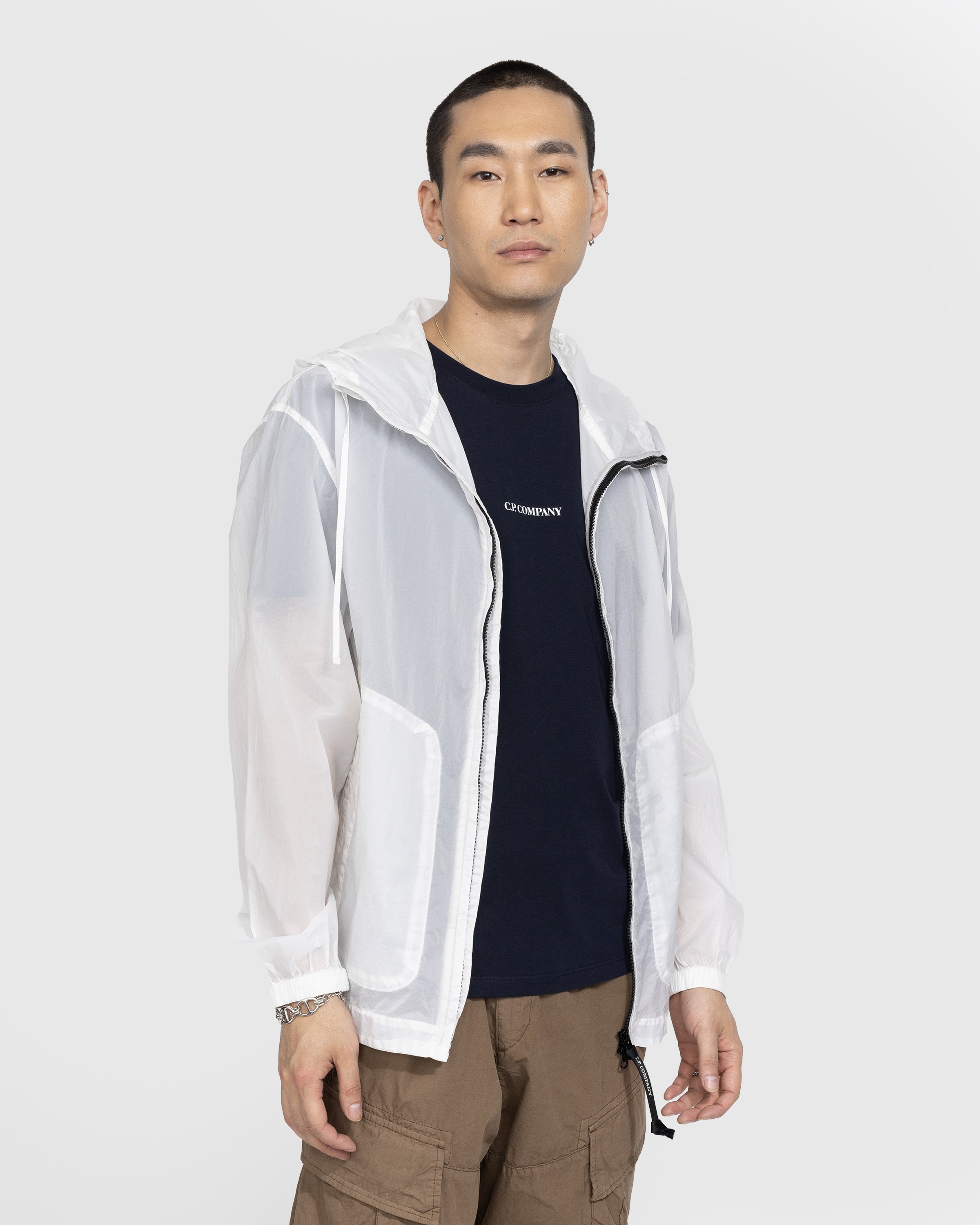C.P. Company - Light Microweave Laminated Hooded Jacket Gauze White - Clothing - White - Image 2