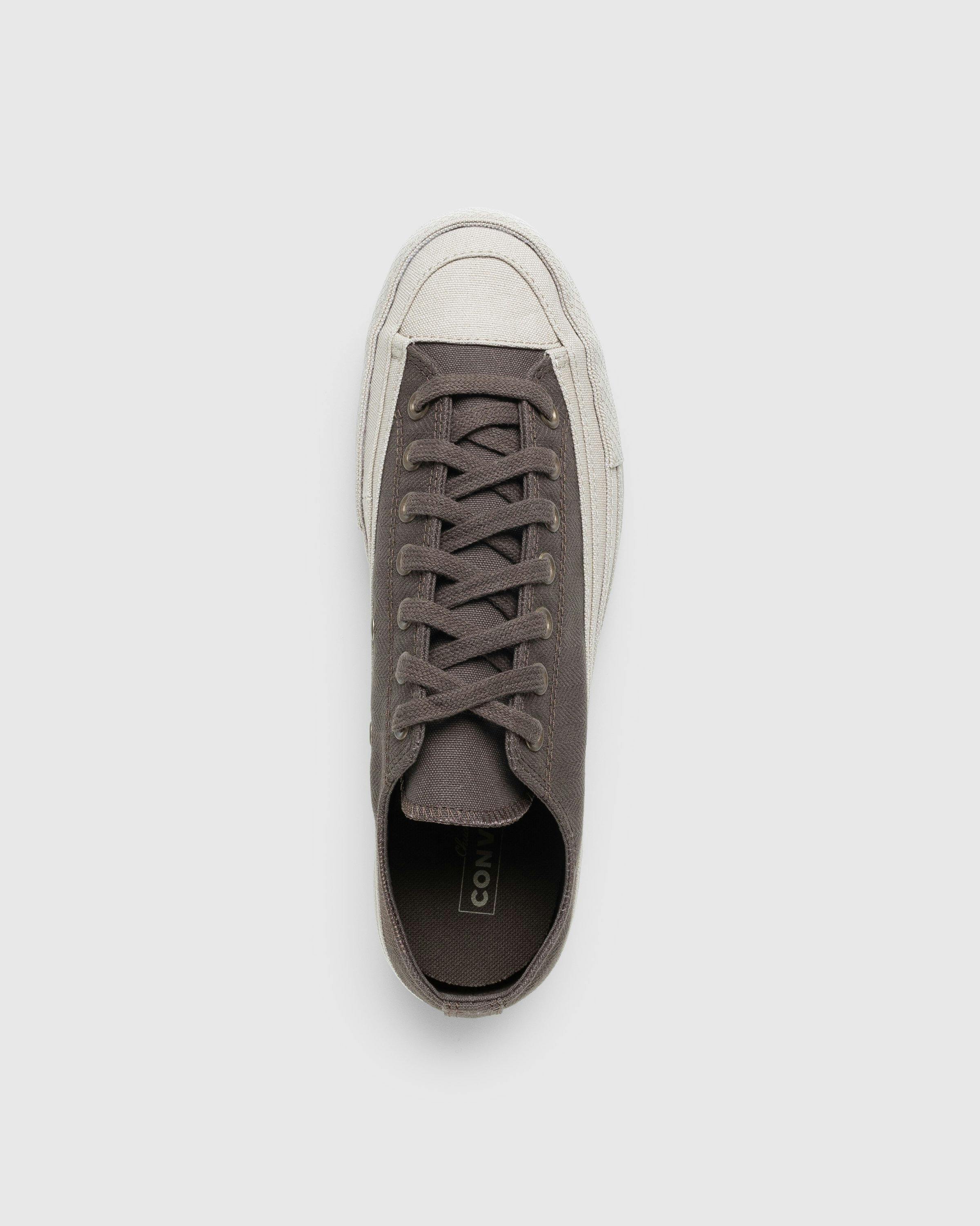 Converse x Herringbone - Chuck 70 Ox Engine Smoke/Toad - Footwear - Grey - Image 5