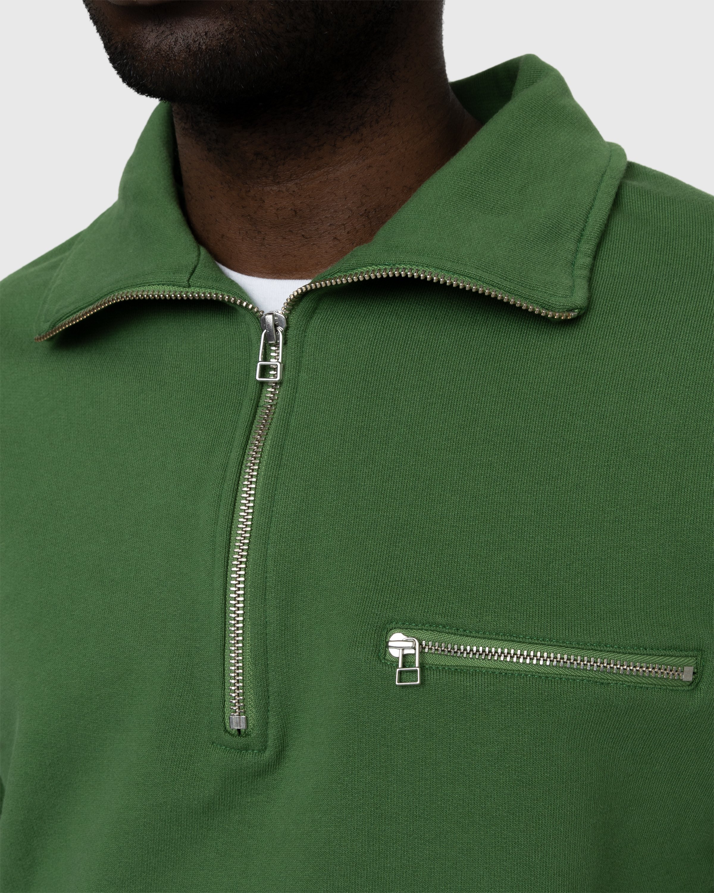 Highsnobiety - Classic Quarter Zip Fleece Olive - Clothing - Green - Image 7