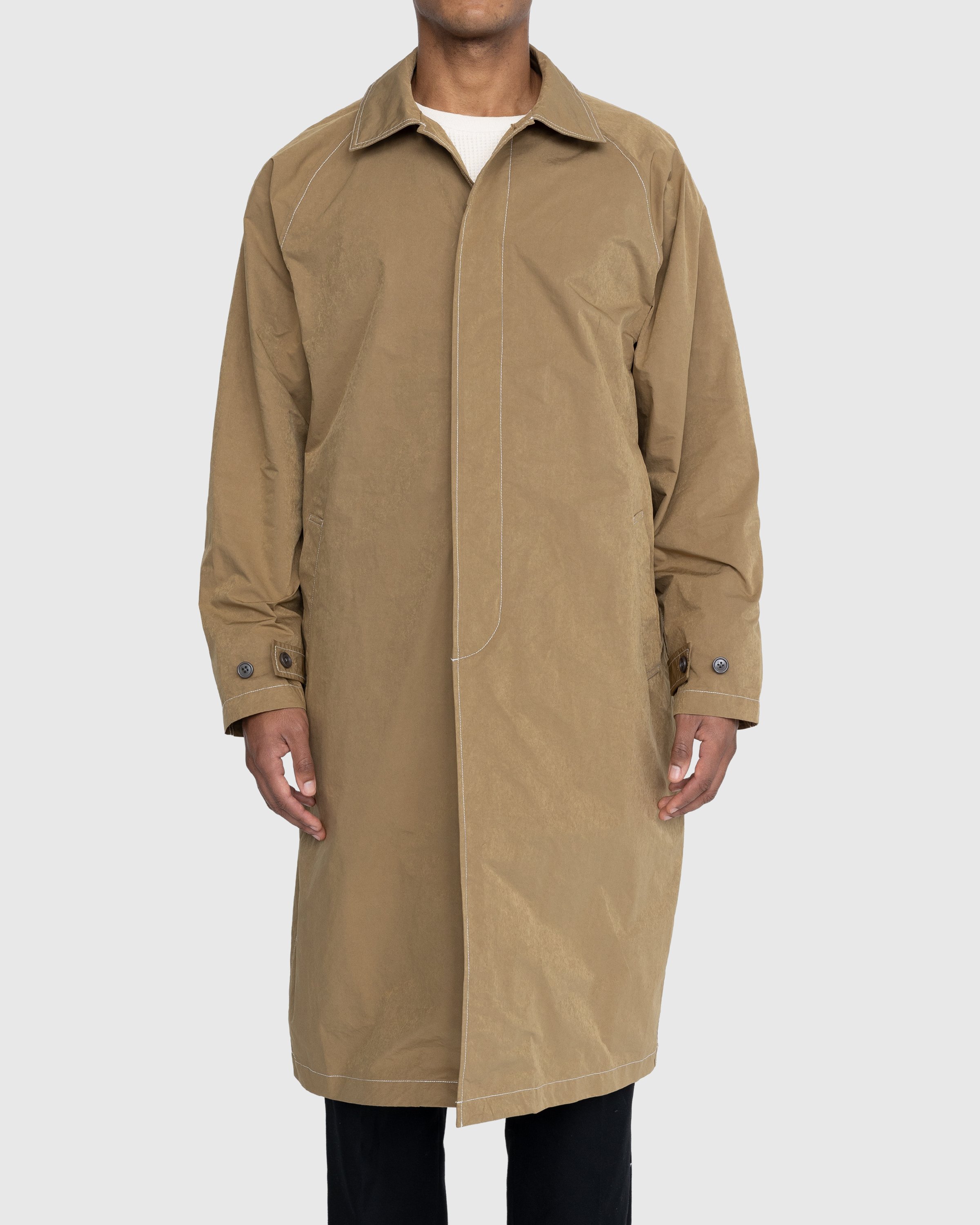 Highsnobiety - Contrast Mac Jacket Beige - Clothing - Black - Image 2