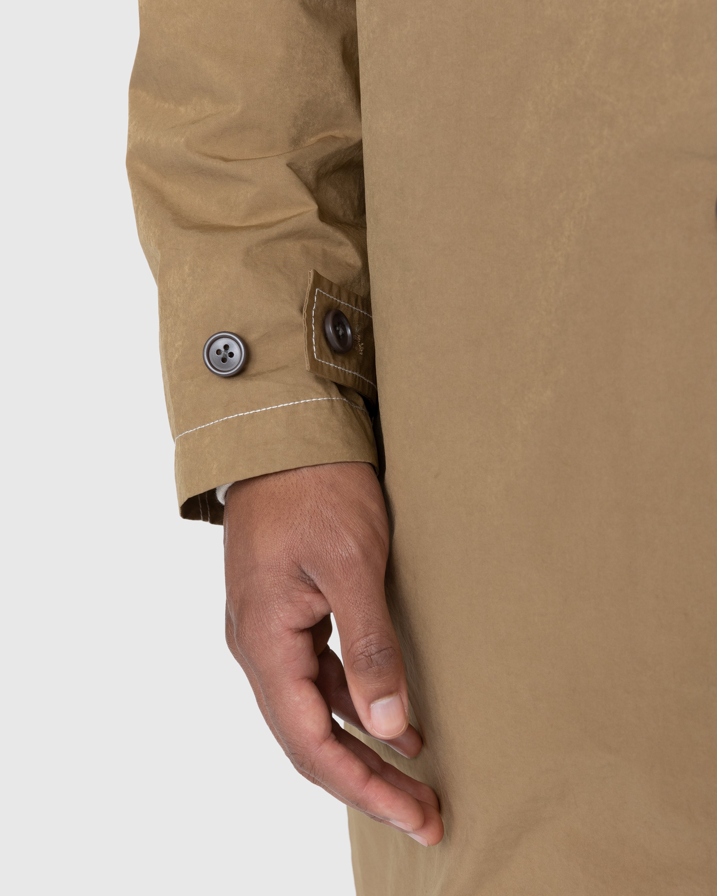 Highsnobiety - Contrast Mac Jacket Beige - Clothing - Black - Image 5