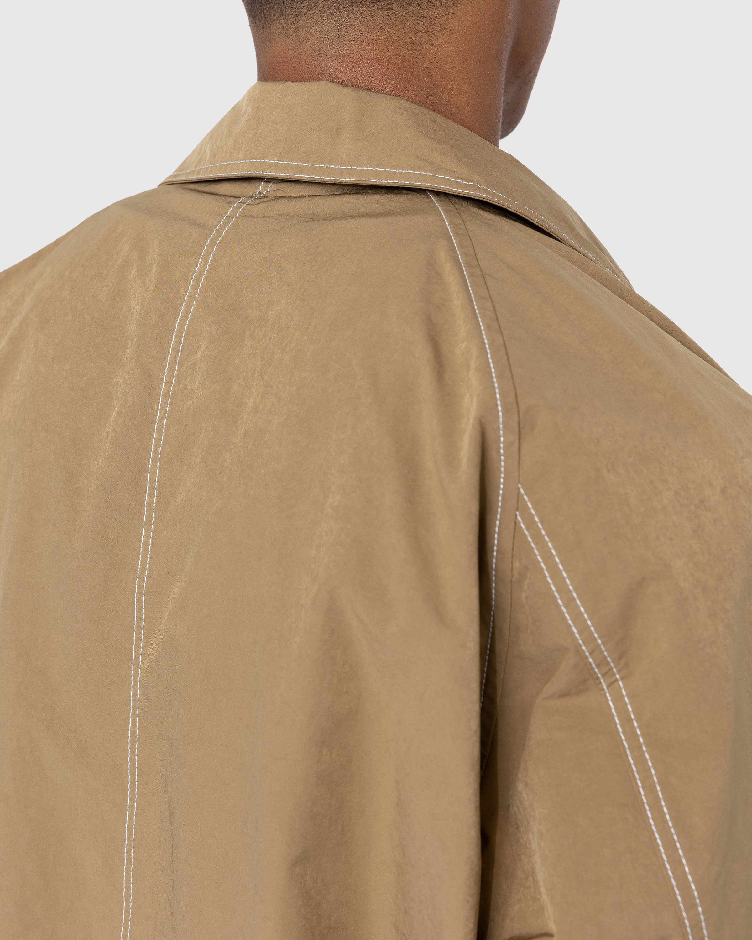 Highsnobiety - Contrast Mac Jacket Beige - Clothing - Black - Image 7