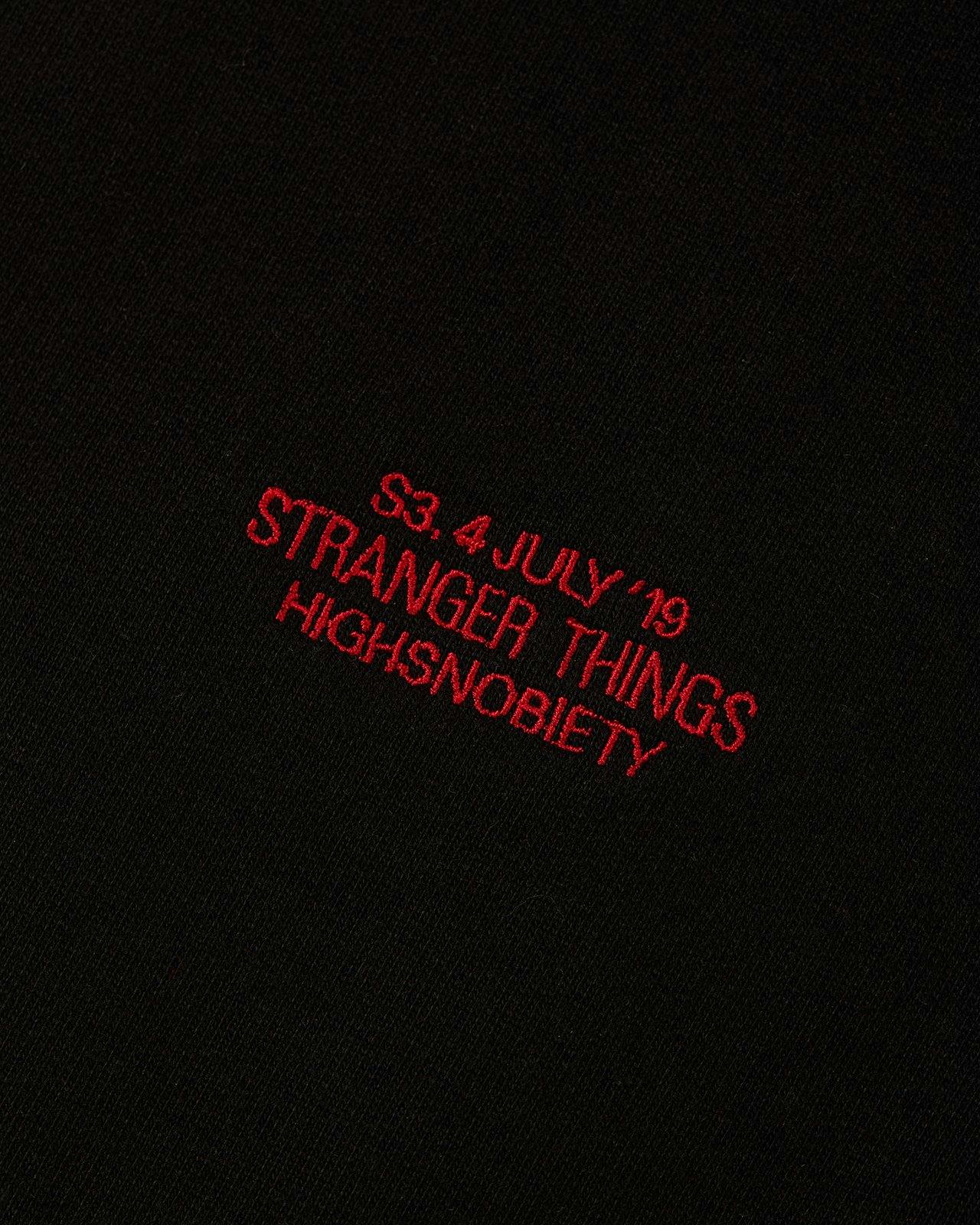 Highsnobiety - Stranger Things City of Hawkins Sweater Black - Clothing - Black - Image 4