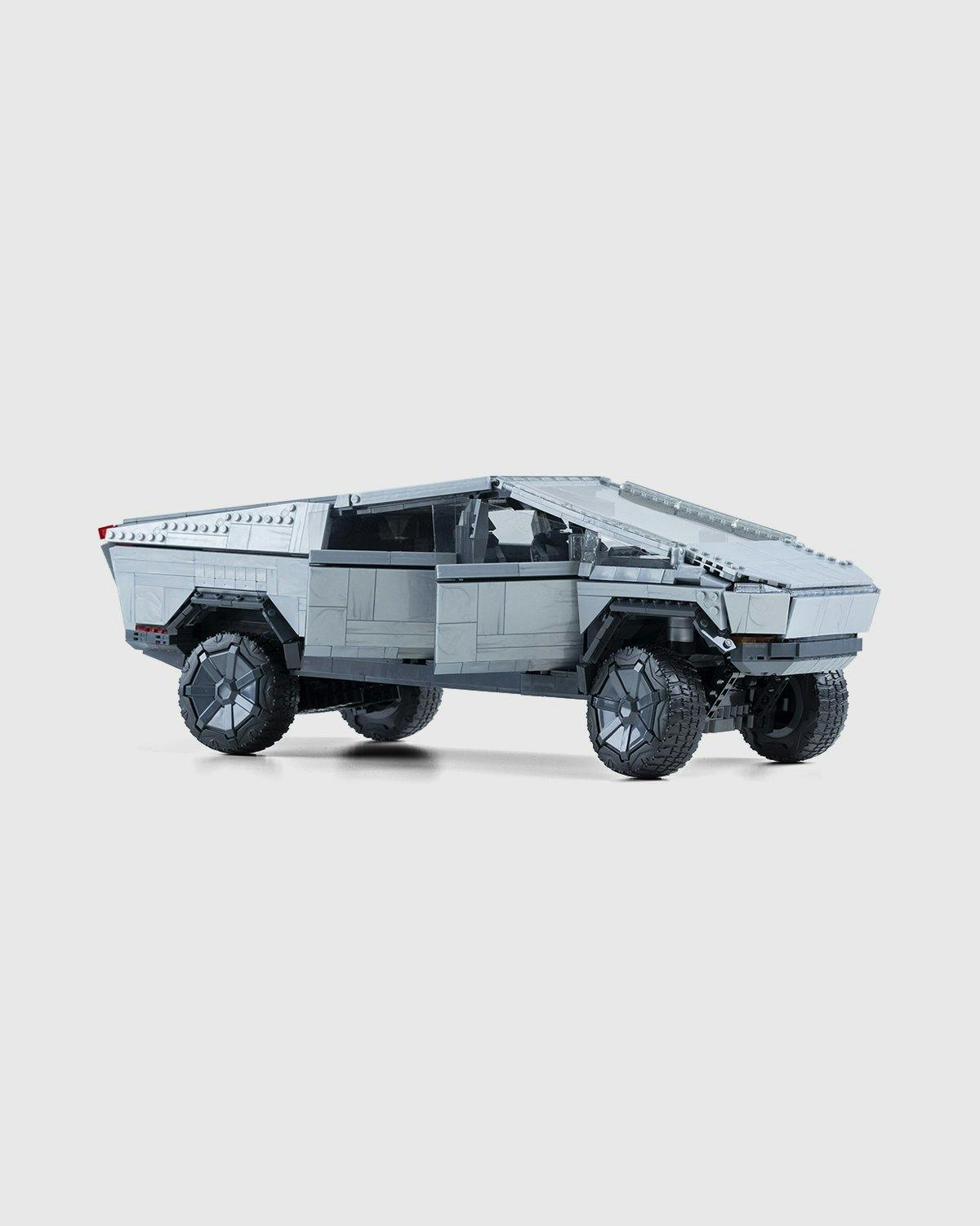 Mattel Creations - MEGA Tesla Cybertruck - Lifestyle - Grey - Image 2