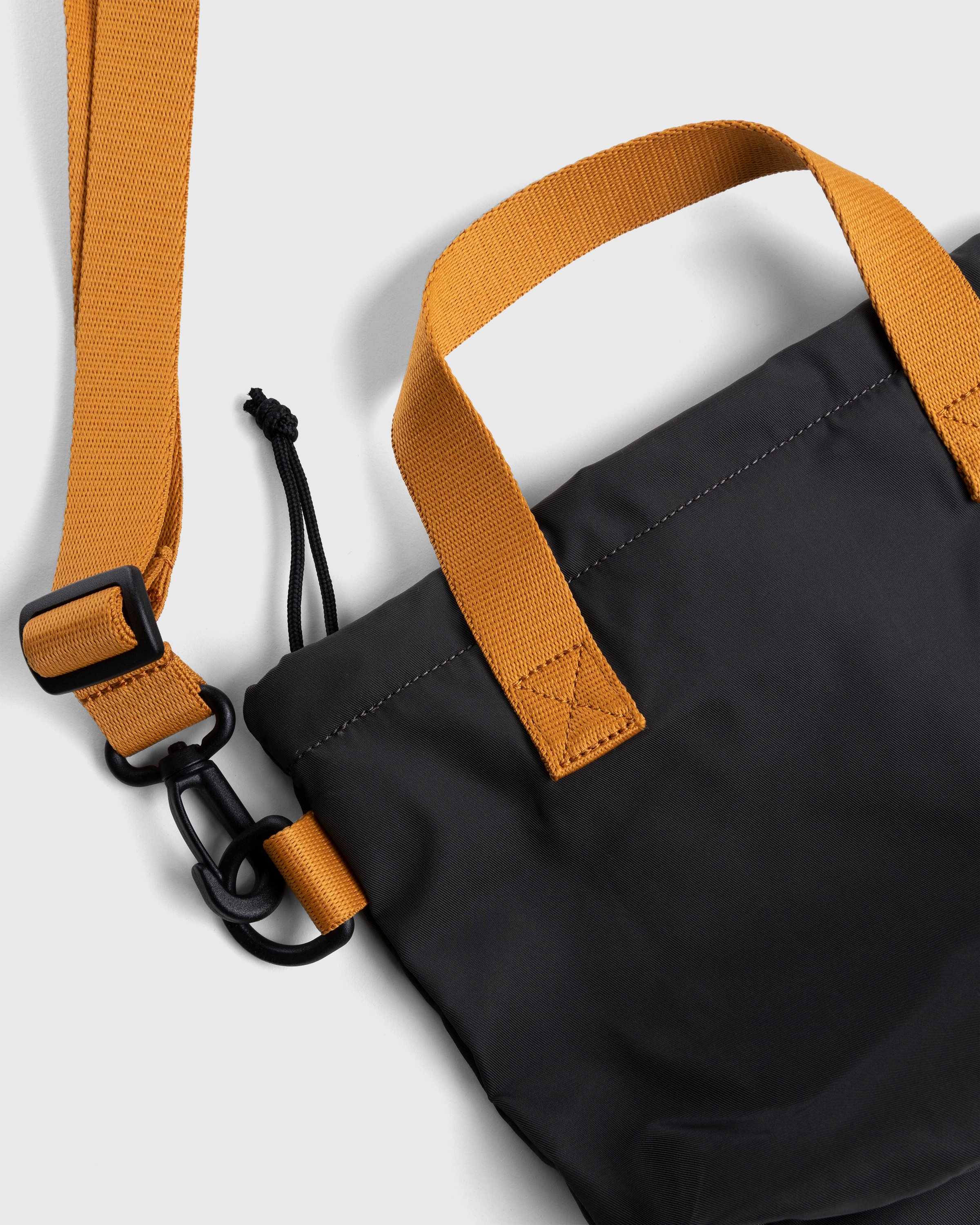 Carhartt WIP - Bayshore Small Bag Vulcan - Accessories - Black - Image 3