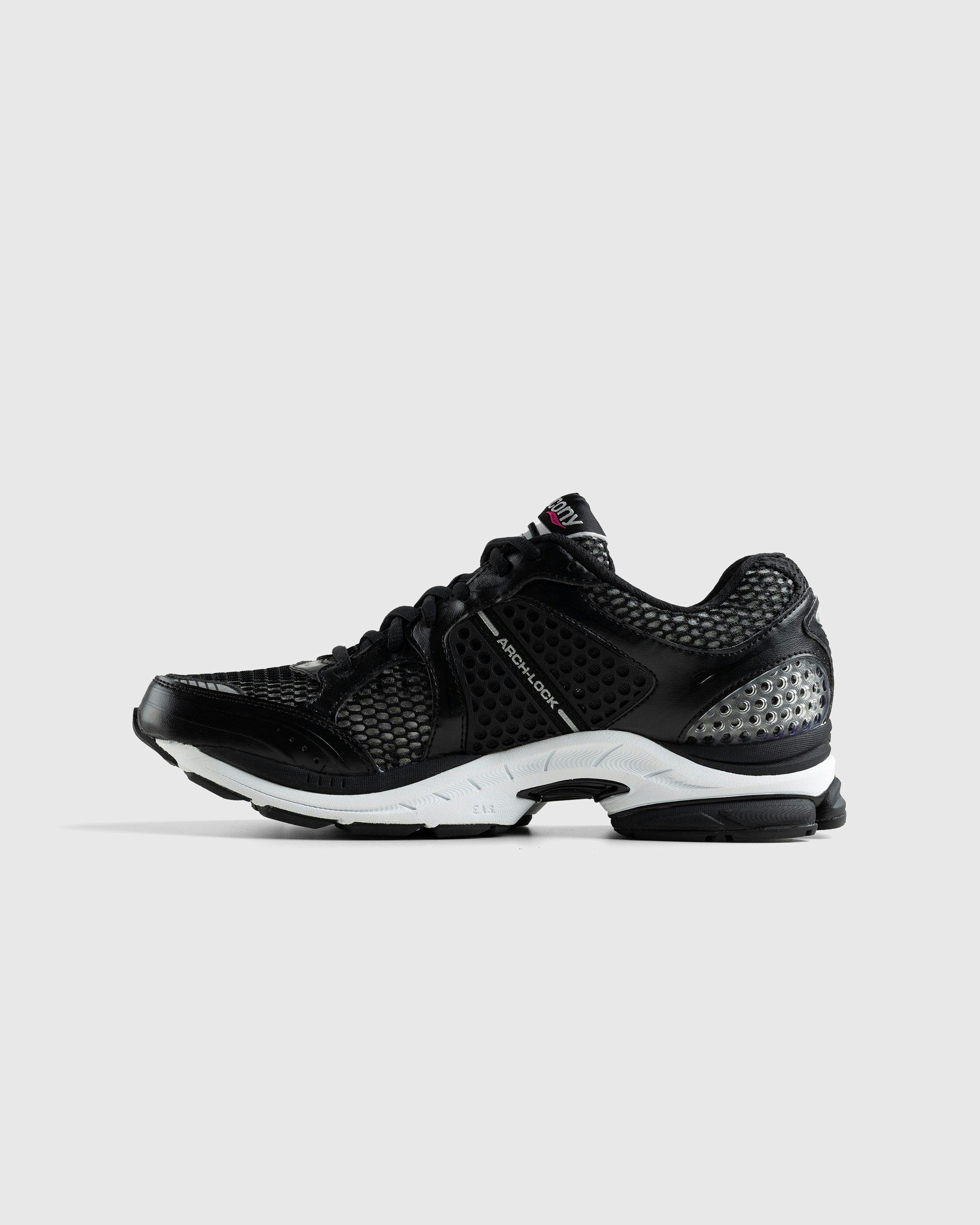 Saucony - ProGrid Triumph 4 Black - Footwear - Black - Image 2