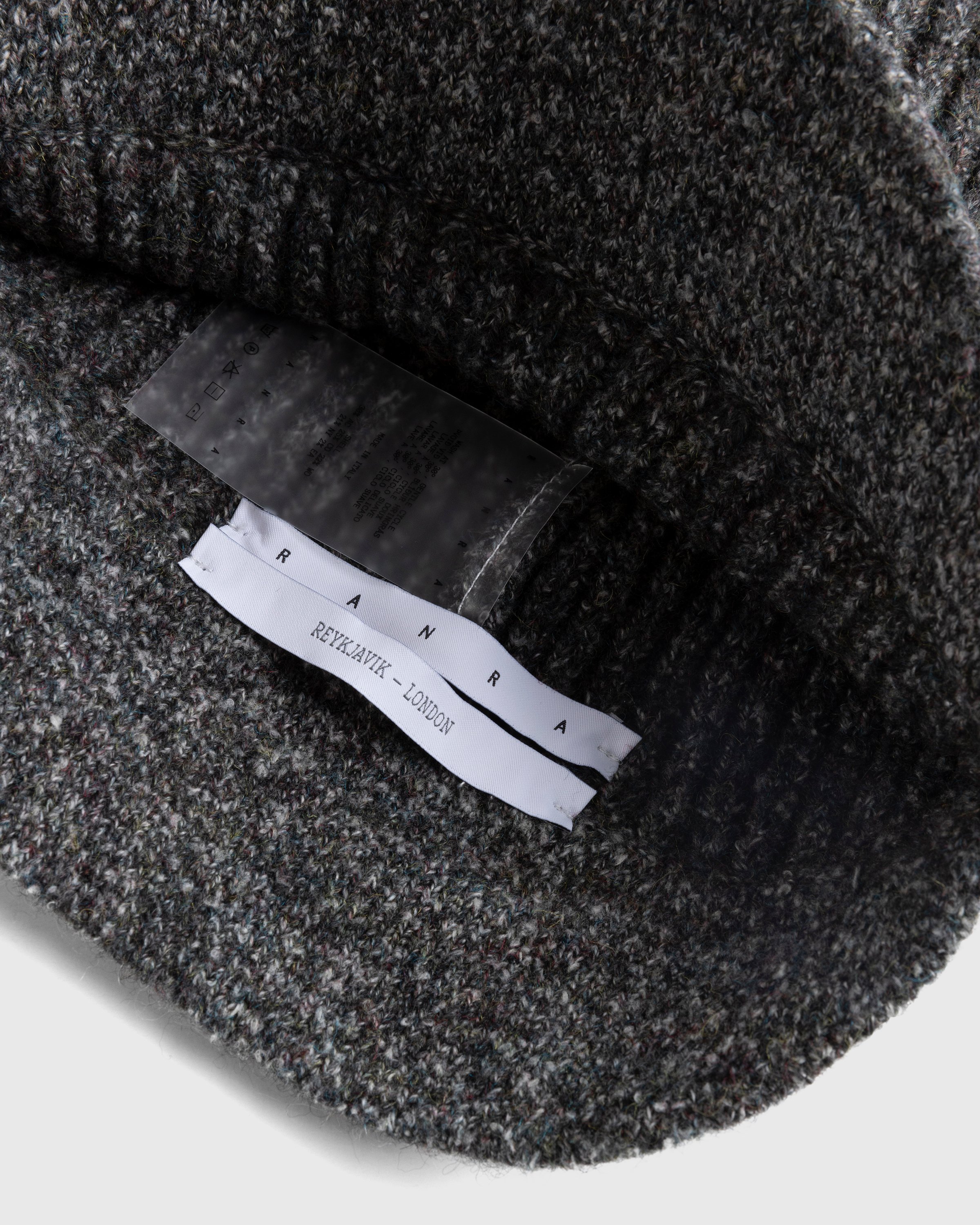 RANRA - Der Beanie Frosted Charcoal - Accessories - Grey - Image 4