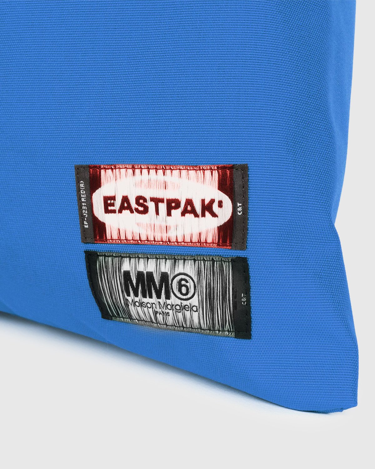 MM6 Maison Margiela x Eastpak - Shopping Bag Dazzling Blue - Accessories - Blue - Image 3