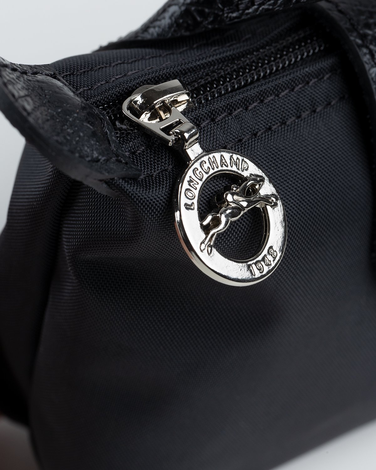 Longchamp x André Saraiva - Le Pliage André Pouch Black - Accessories - Black - Image 3