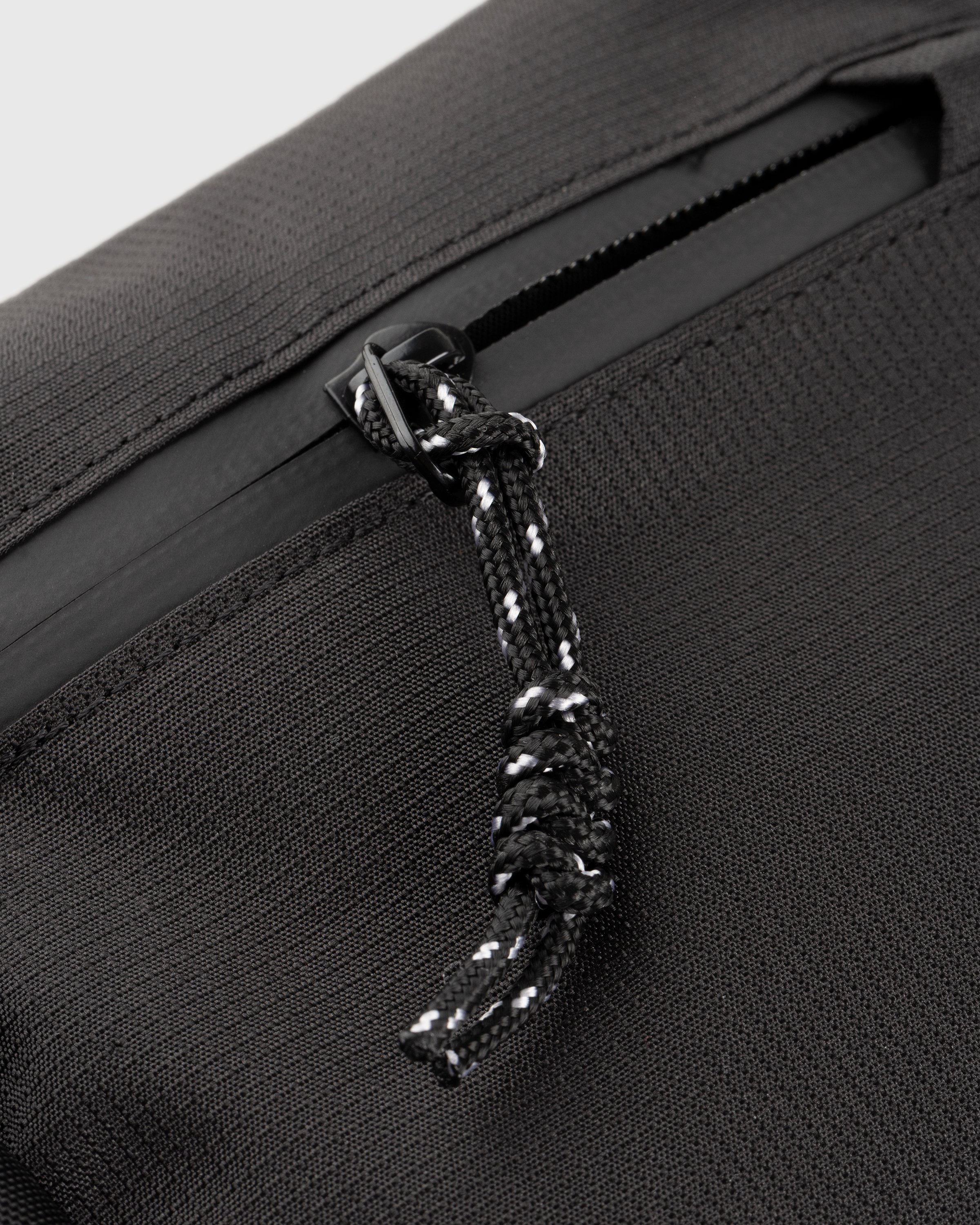 Gramicci - Climbing Chalk Bag Black - Accessories - Black - Image 6