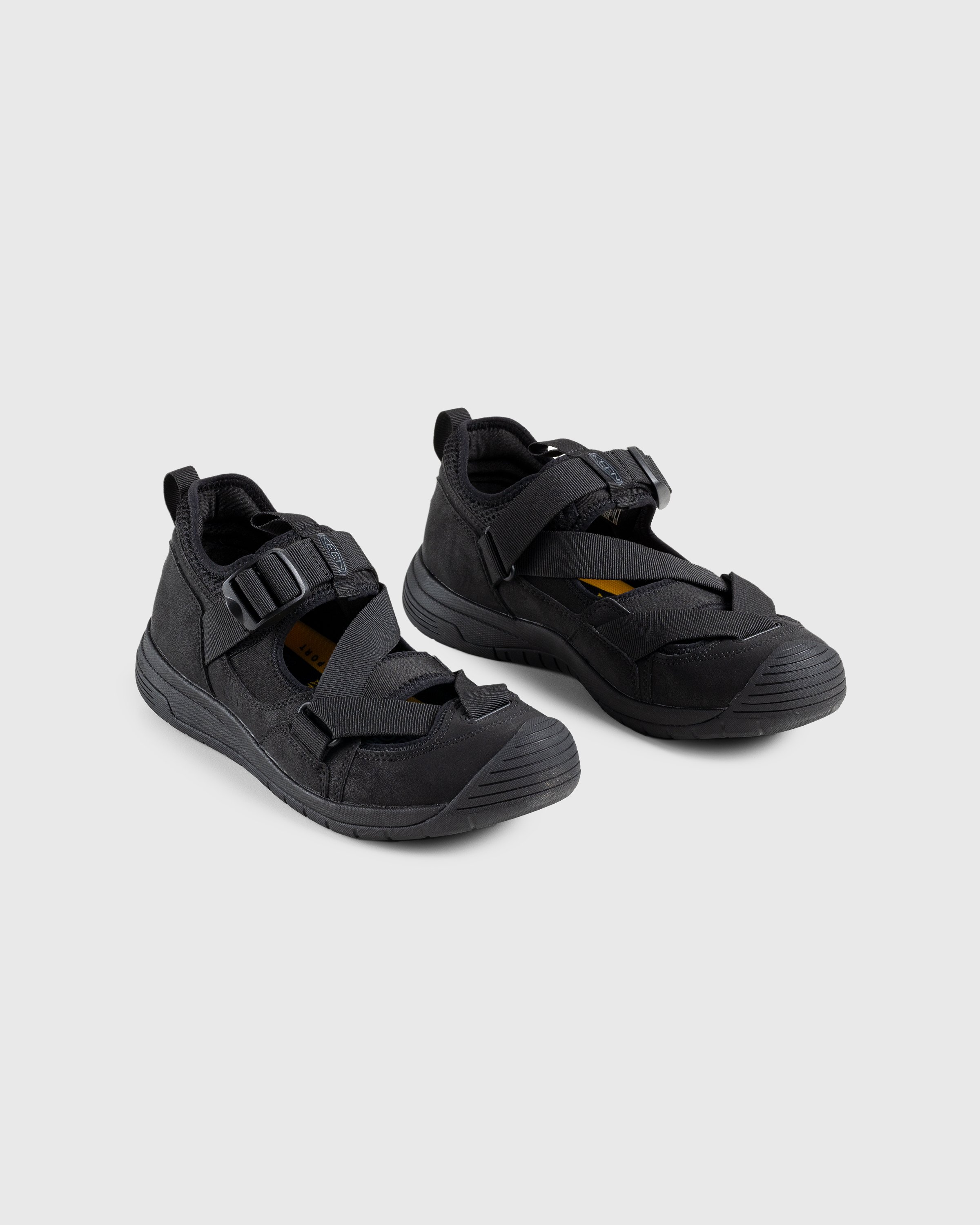 Keen - Zerraport Trail Triple Black - Footwear - Black - Image 3