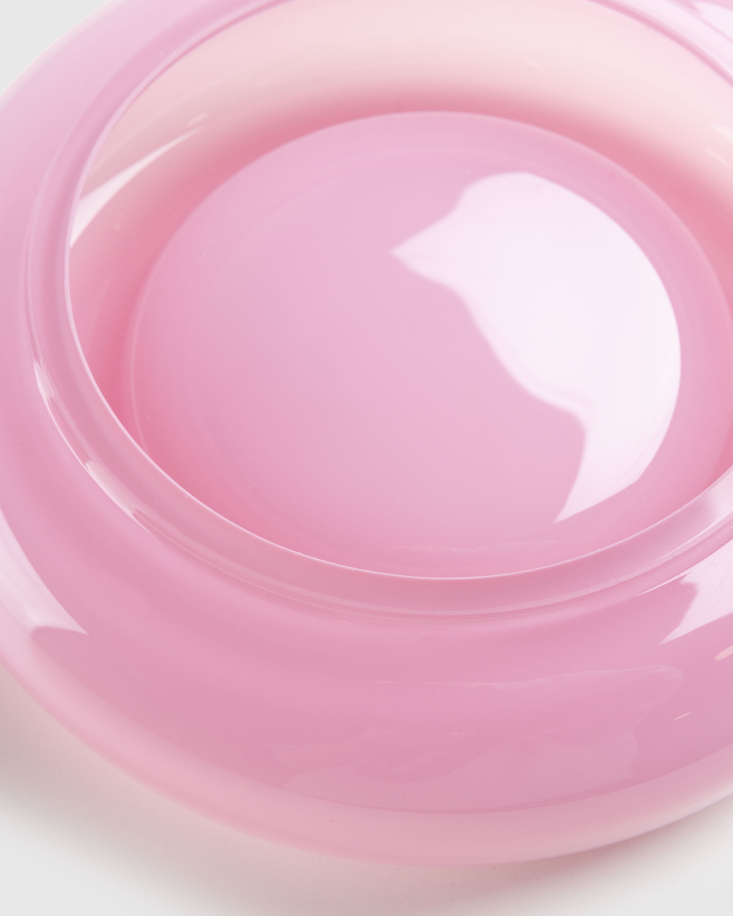 Highsnobiety x Gustaf Westman - Chunky Vase 0023 Pink - Lifestyle - Pink - Image 2