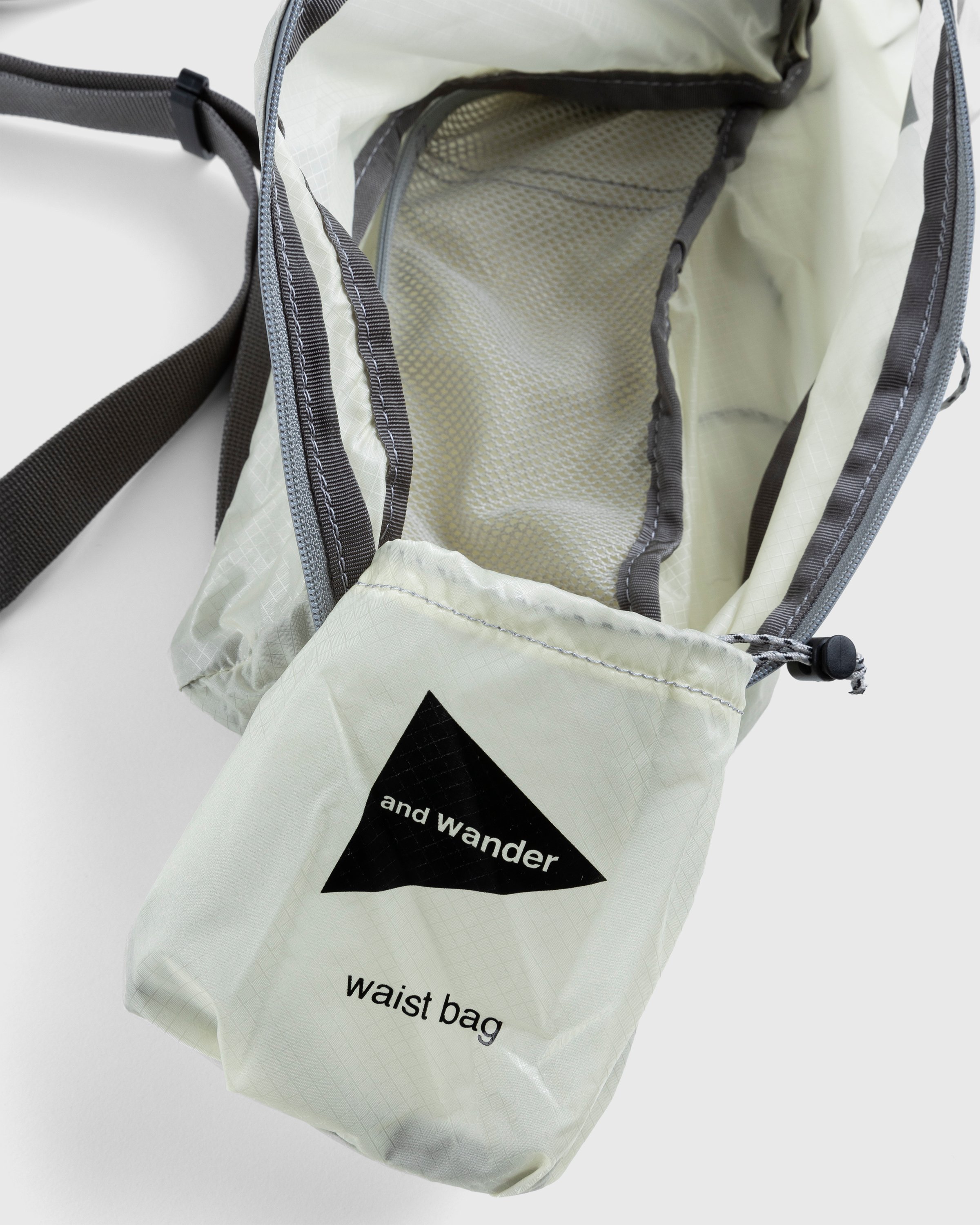And Wander - Reflective Rip Pouch - Accessories - Black - Image 3