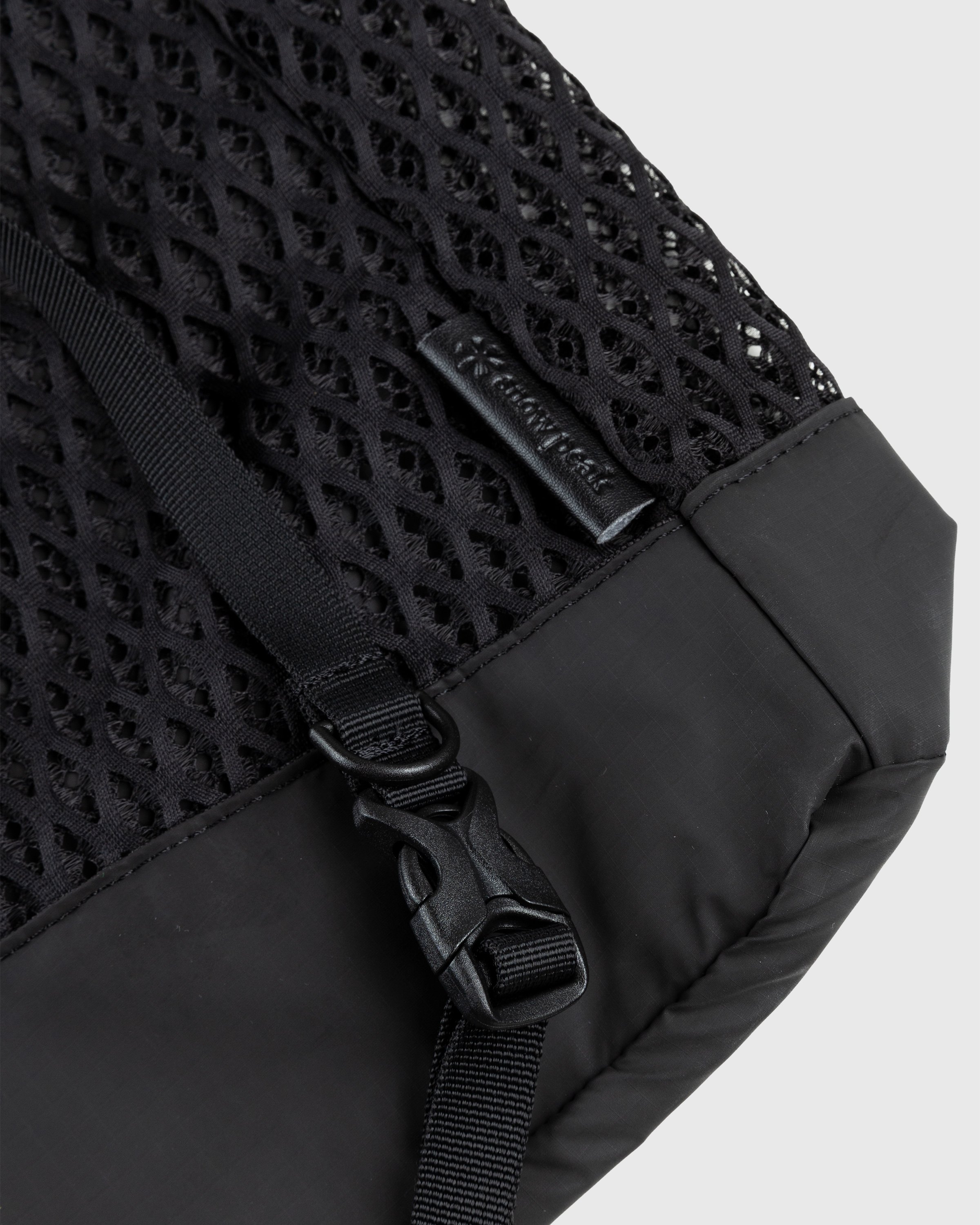 Snow Peak - Double Face Mesh Shoulder Bag Black - Accessories - Black - Image 4