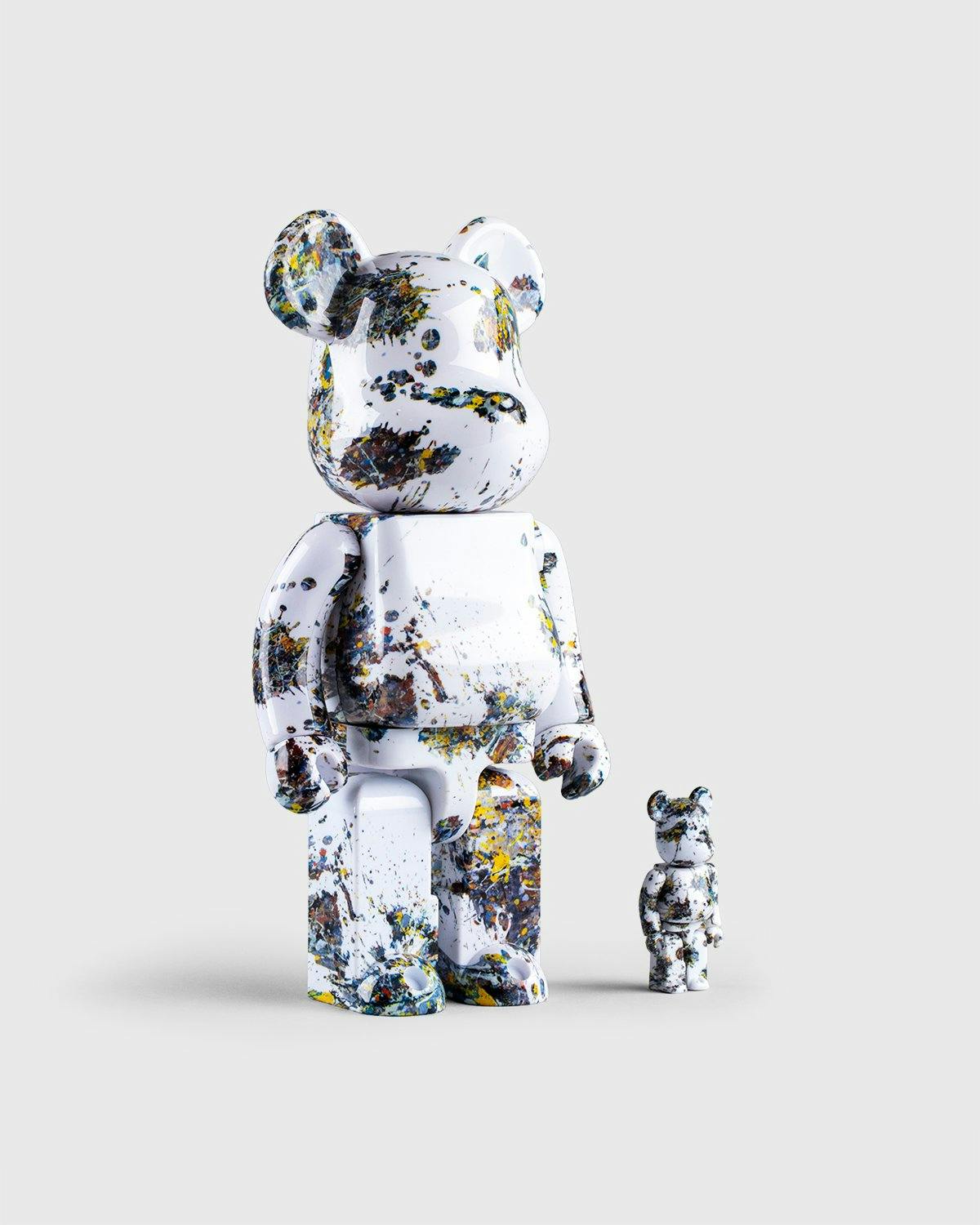 Medicom - Be@rbrick Jackson Pollock Studio Splash 100% and 400% Set - Lifestyle - Multi - Image 3