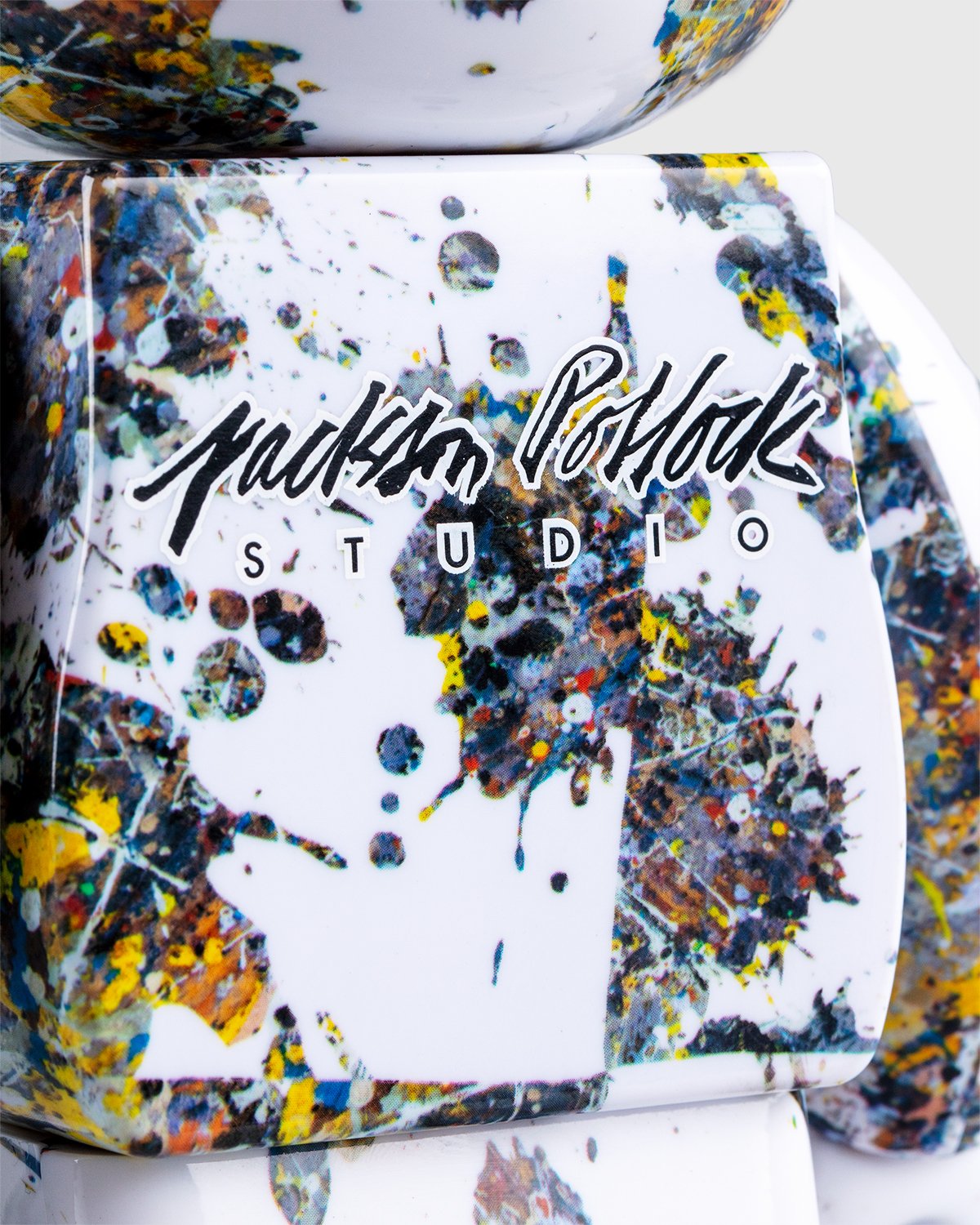 Medicom - Be@rbrick Jackson Pollock Studio Splash 100% and 400% Set - Lifestyle - Multi - Image 6