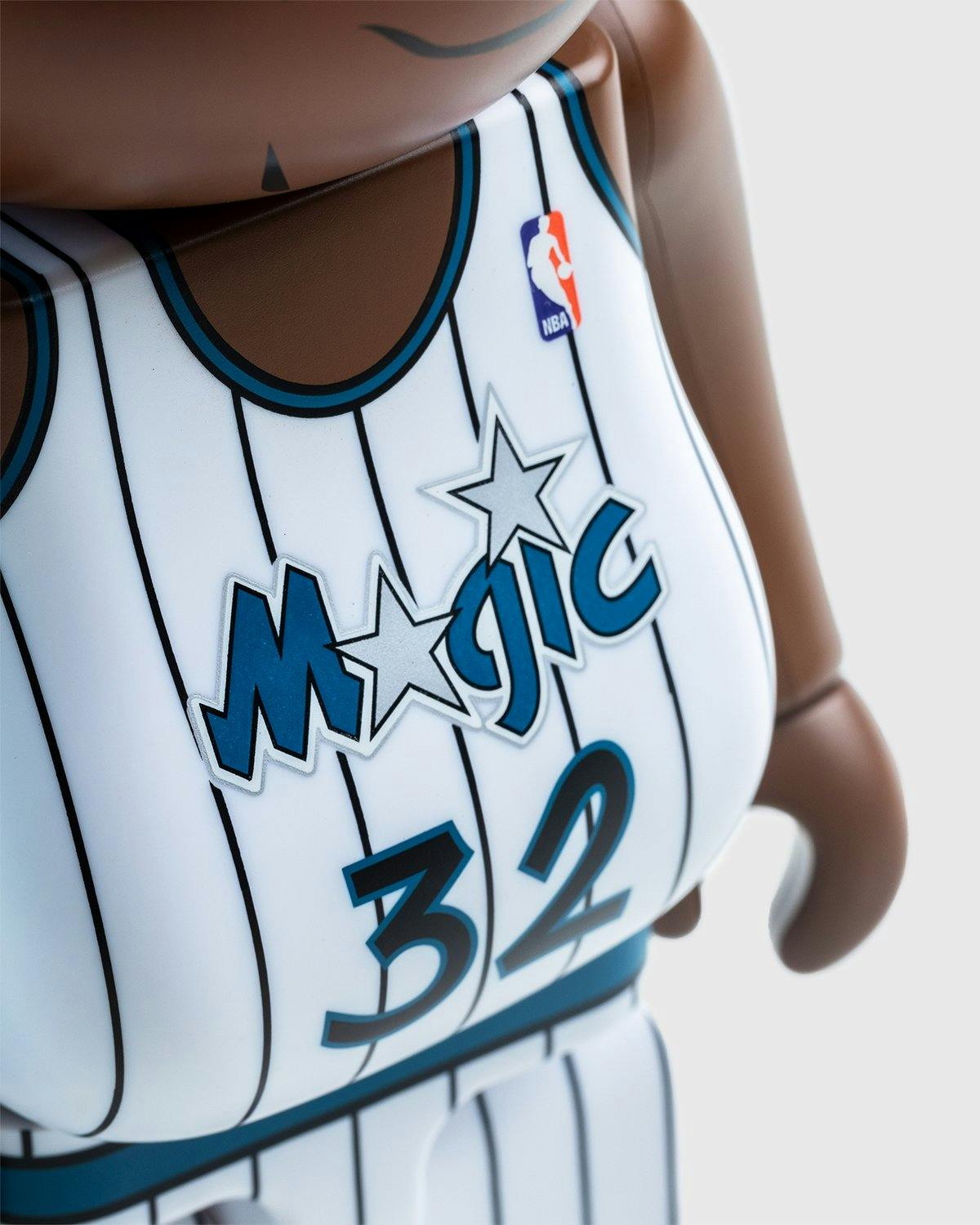 Medicom - Be@rbrick Shaquille O'Neal Orlando Magic 100% and 400% Set - Lifestyle - Multi - Image 4