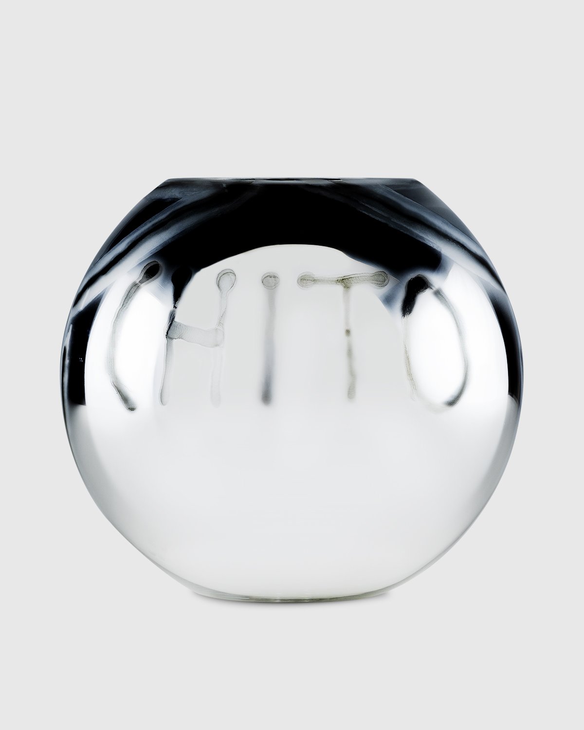 Chito x Christofle x Highsnobiety - Hand Painted Uni Vase Medium 1 - Lifestyle - Silver - Image 2