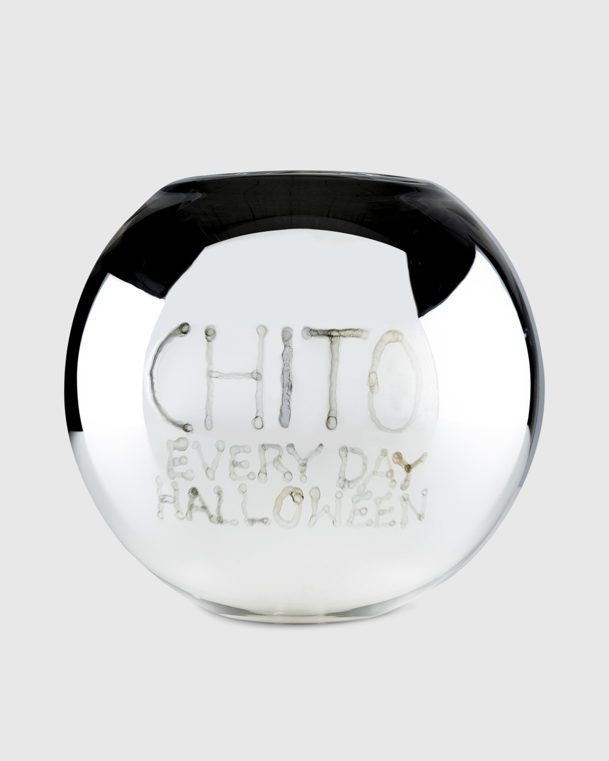 Chito x Christofle x Highsnobiety - Hand Painted Uni Vase Large 1 - Lifestyle - Silver - Image 2