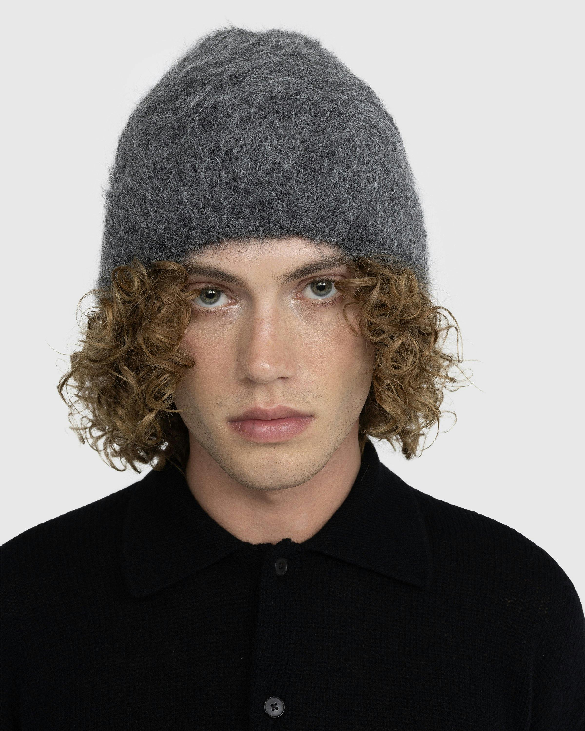 Séfr - Fuzzy Beanie Charcoal Alpaca - Accessories - Black - Image 2