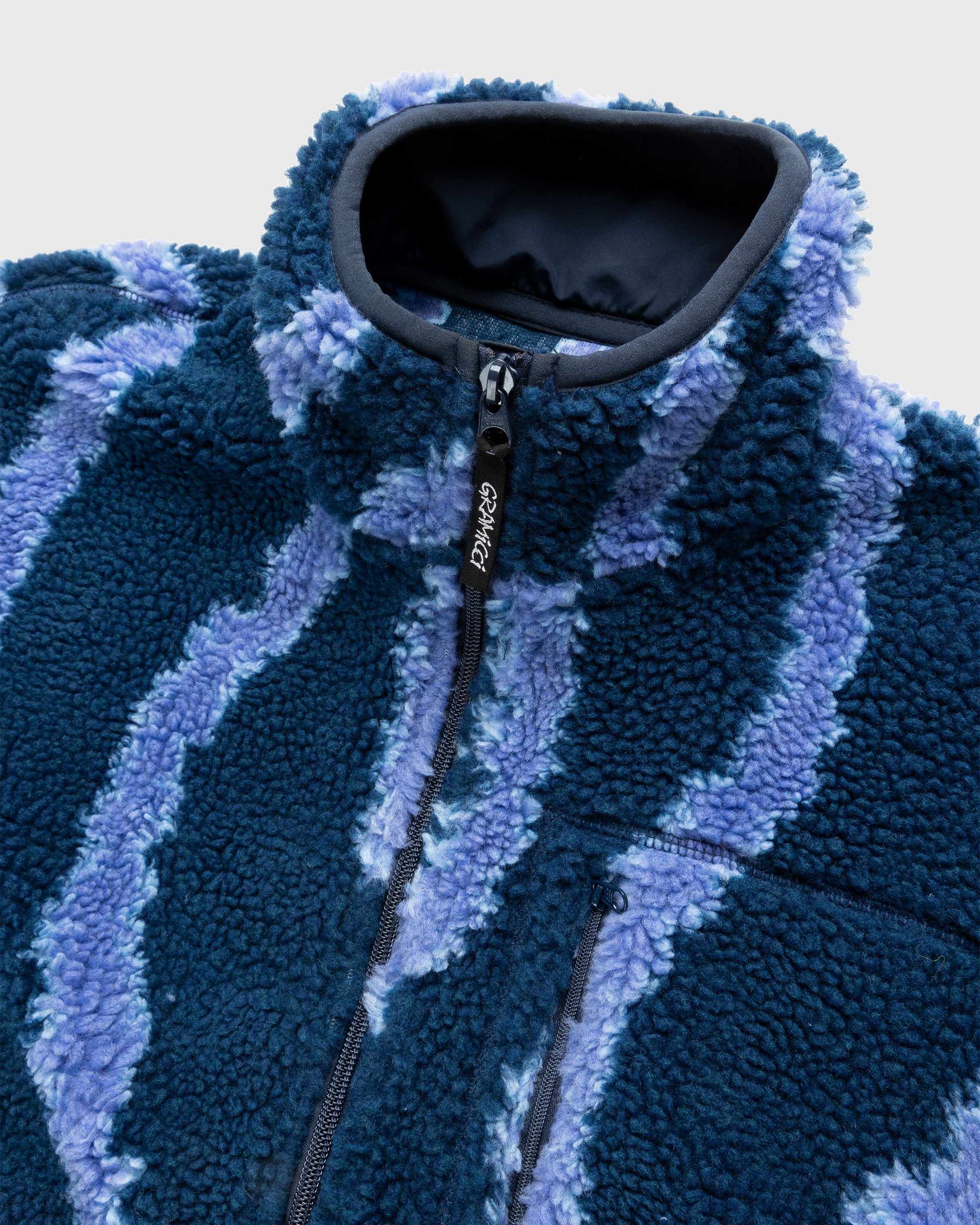 Gramicci - Sherpa Jacket Navy Swirl - Clothing - Blue - Image 3