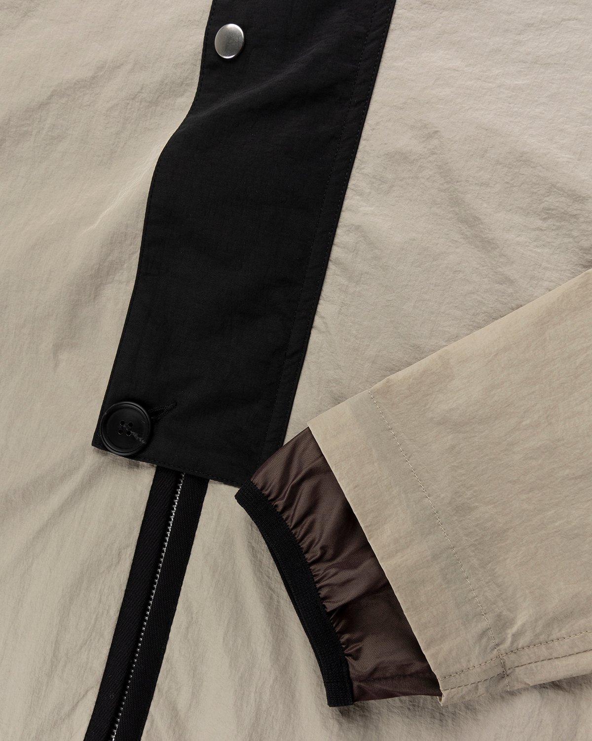 Arnar Mar Jonsson - Composition V-Neck Hooded Tracktop Beige Chocolate Black - Clothing - Black - Image 3