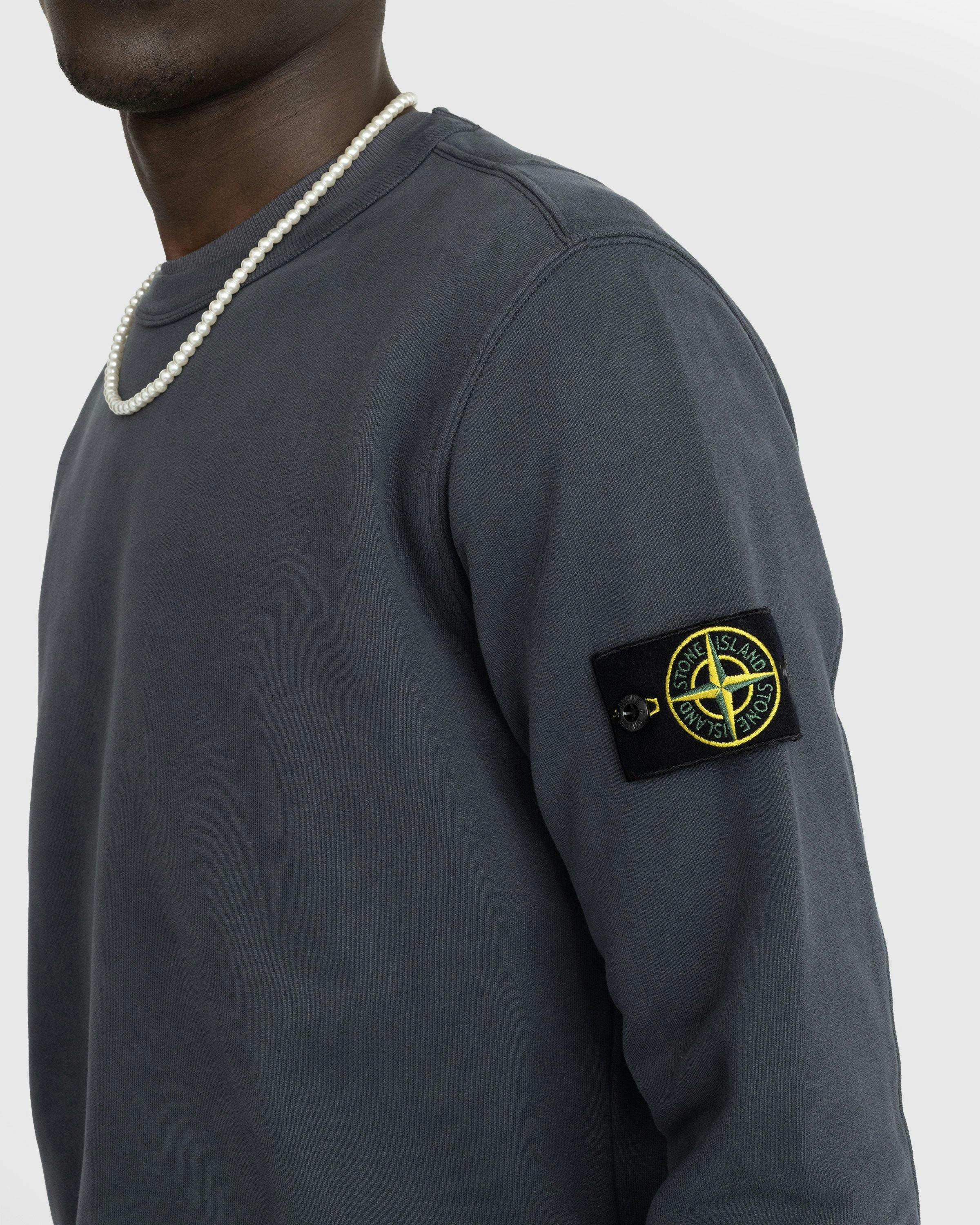 Stone Island - Garment-Dyed Brushed Fleece Crewneck Lead Grey - Clothing - Grey - Image 4