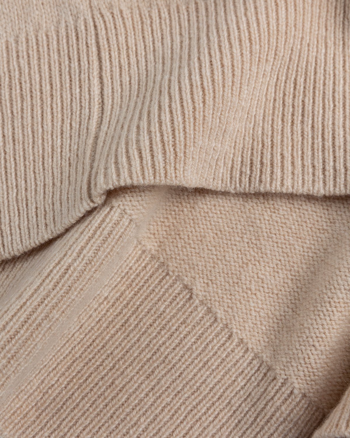 Acne Studios - Cashmere Blend V-Neck Sweater Biscuit Beige - Clothing - Beige - Image 5