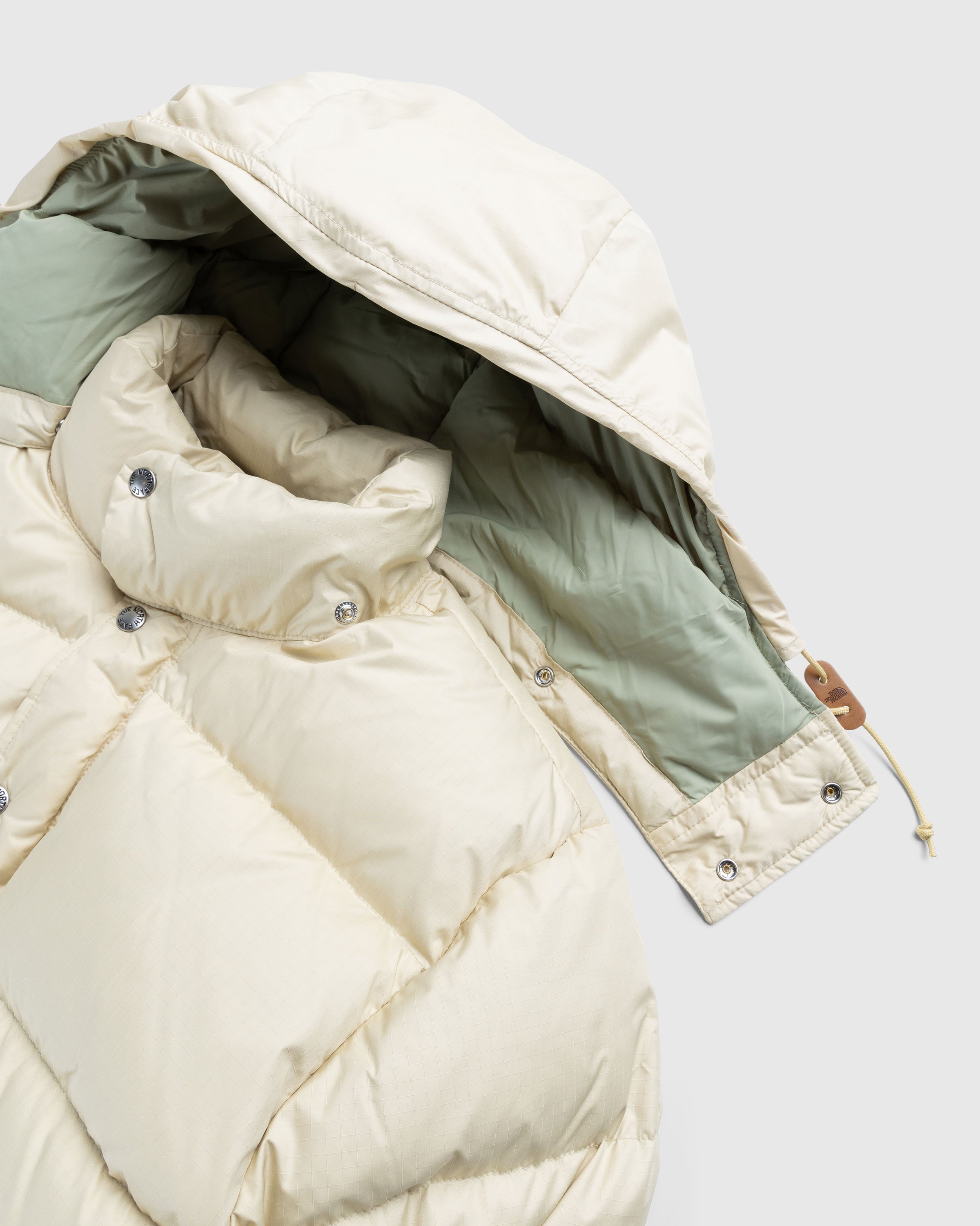 The North Face - ‘71 Sierra Down Short Jacket Gravel - Clothing - Beige - Image 4