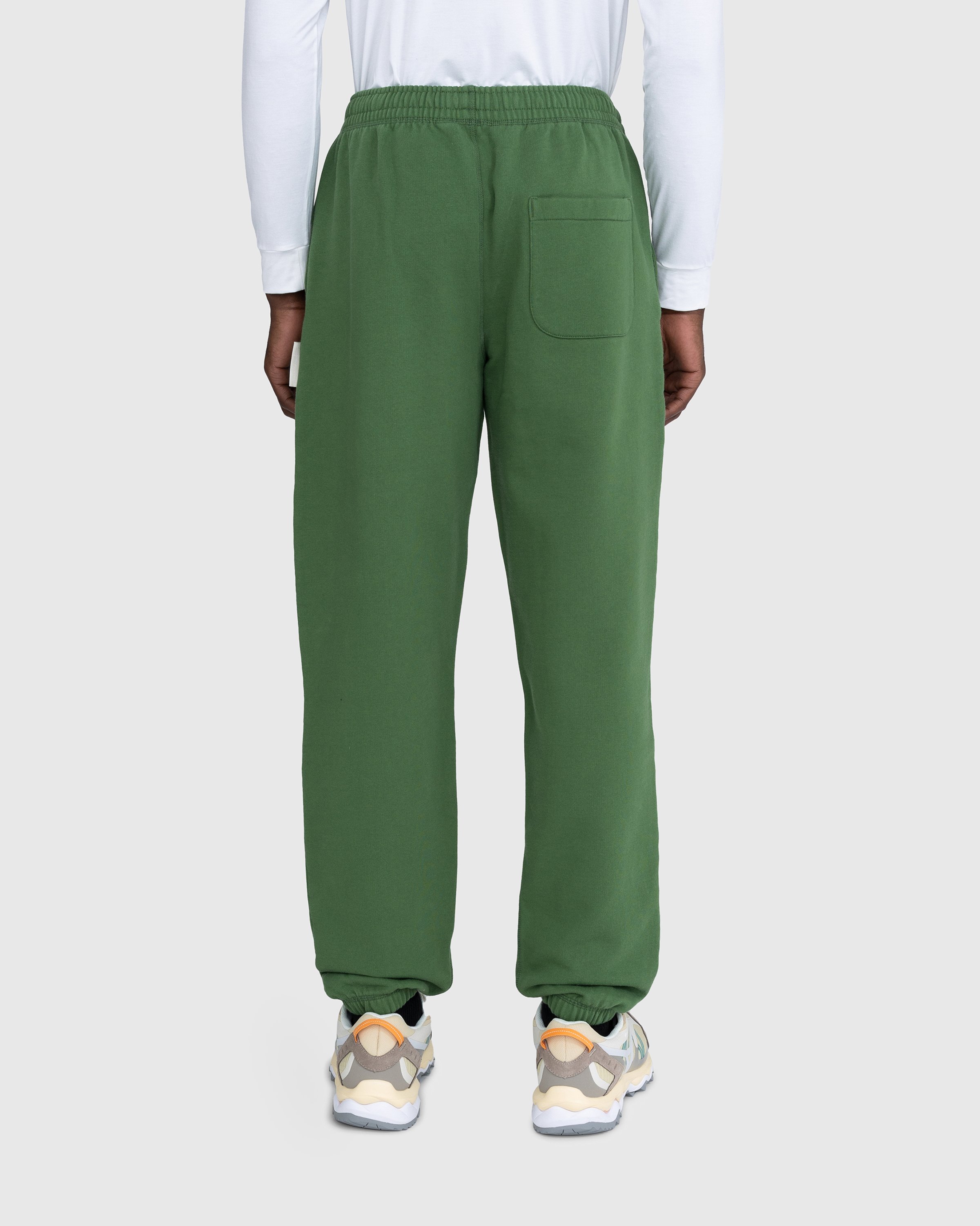 Highsnobiety - Heavy Fleece Pant Dark Green - Clothing - Green - Image 3